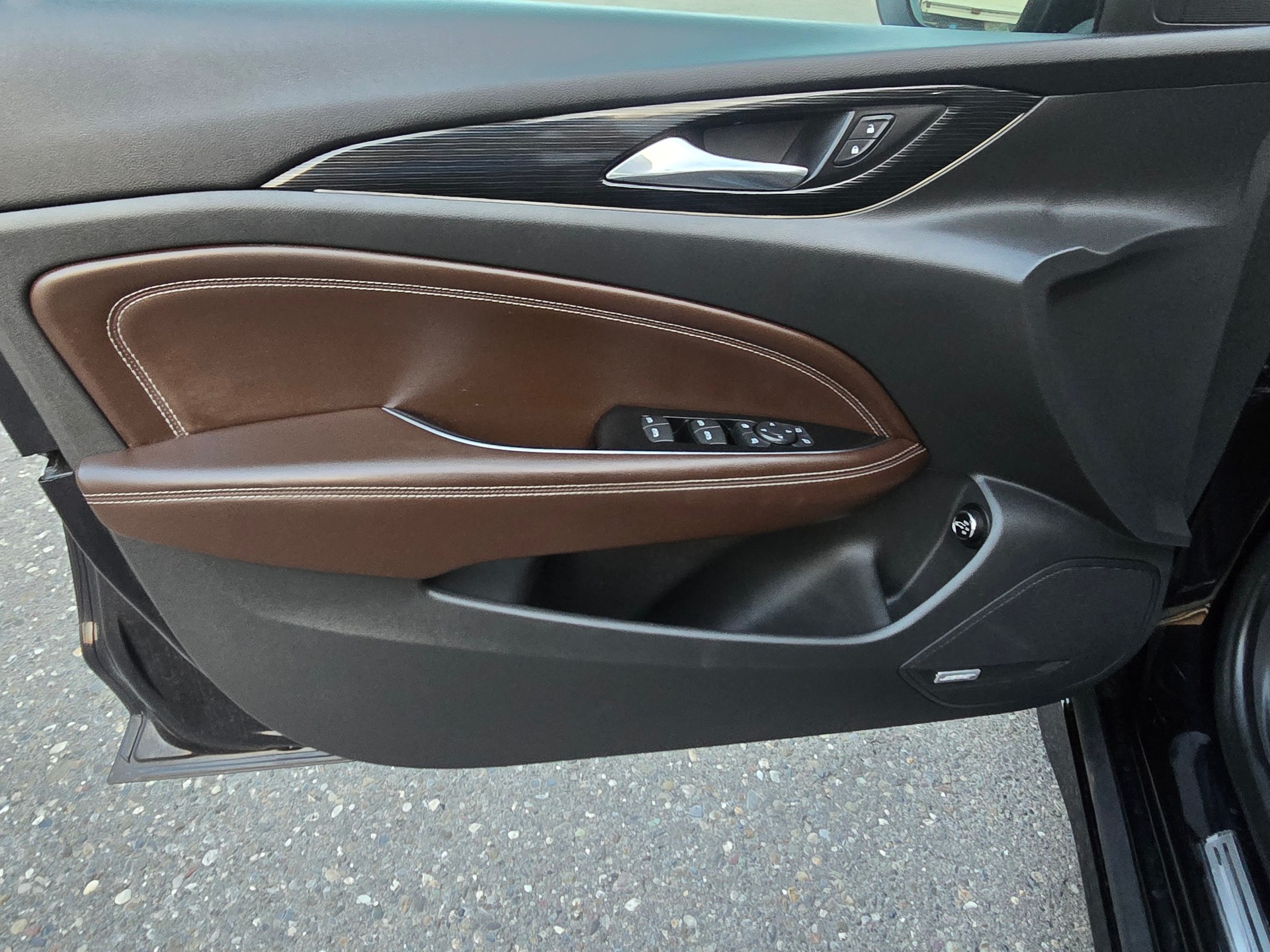 OPEL Insignia 2.0 T Sports Tourer Excellence 4WD Automat.-image-14
