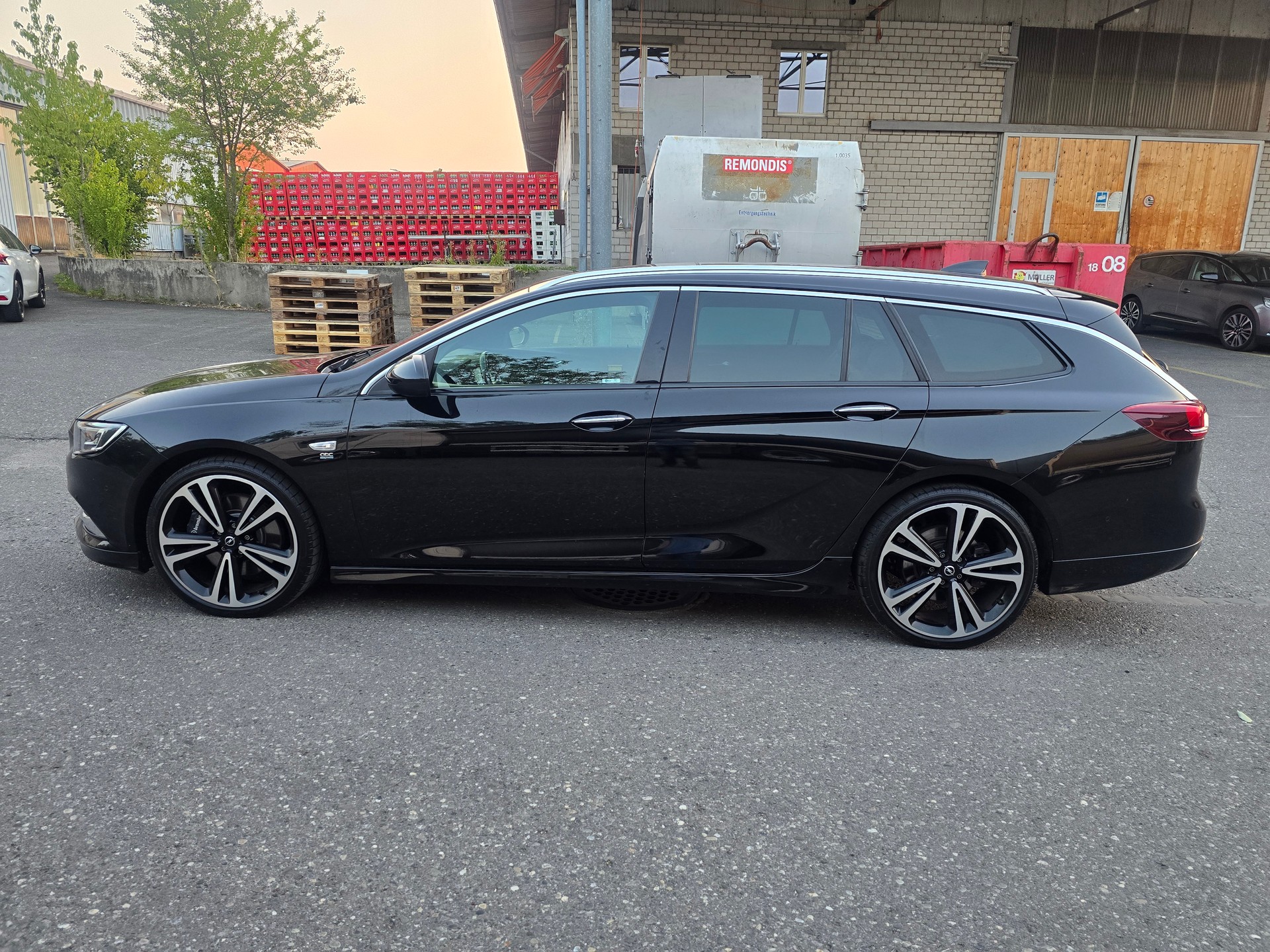 OPEL Insignia 2.0 T Sports Tourer Excellence 4WD Automat.-image-9