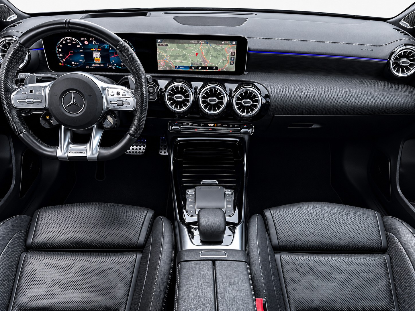 MERCEDES-BENZ A 35 AMG 4matic CH FAHRZEUG-image-12