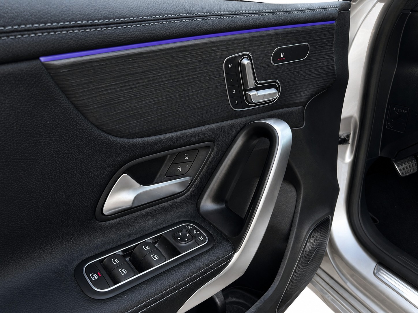 MERCEDES-BENZ A 35 AMG 4matic CH FAHRZEUG-image-25