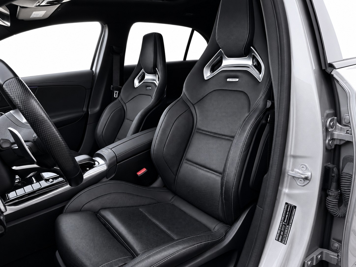 MERCEDES-BENZ A 35 AMG 4matic CH FAHRZEUG-image-9