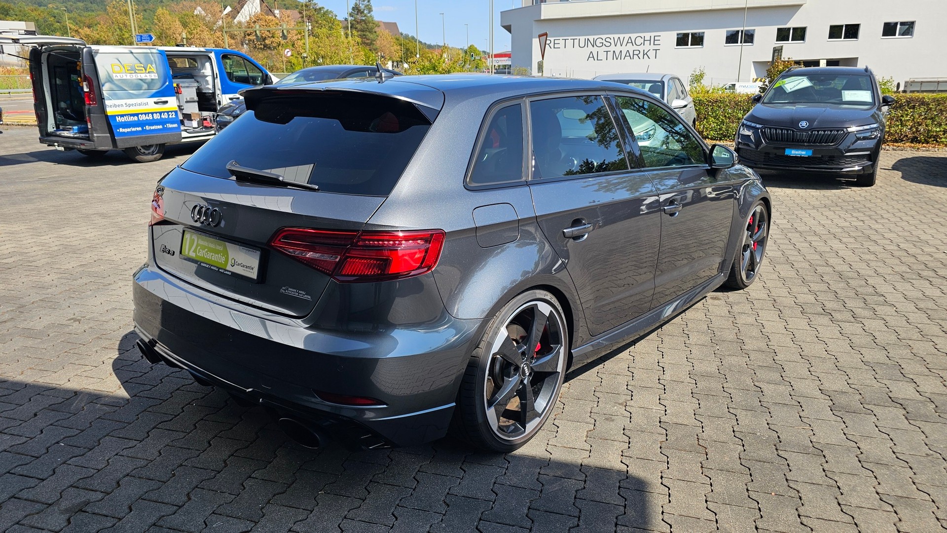 AUDI RS3 Sportback 2.5 TSI quattro S-tronic-image-7