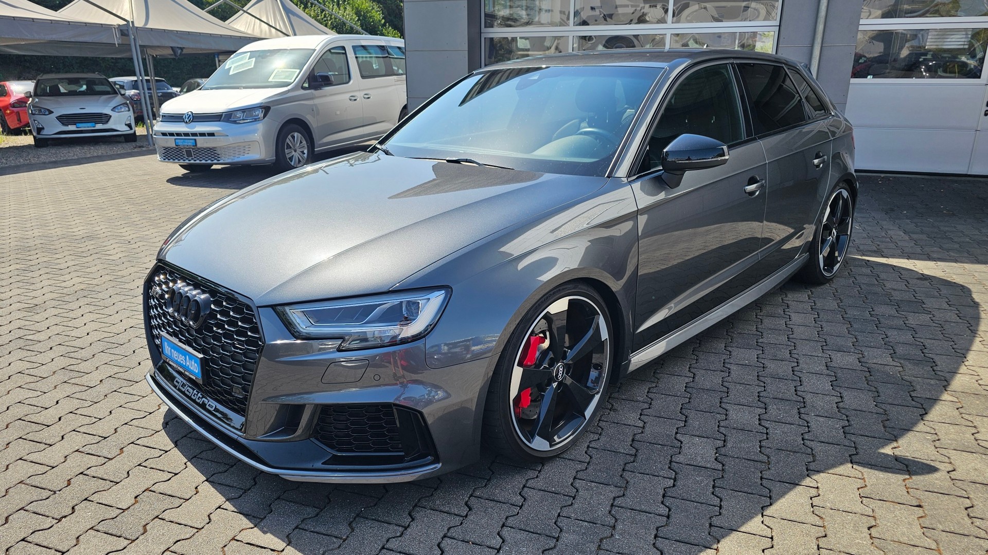 AUDI RS3 Sportback 2.5 TSI quattro S-tronic-image-17