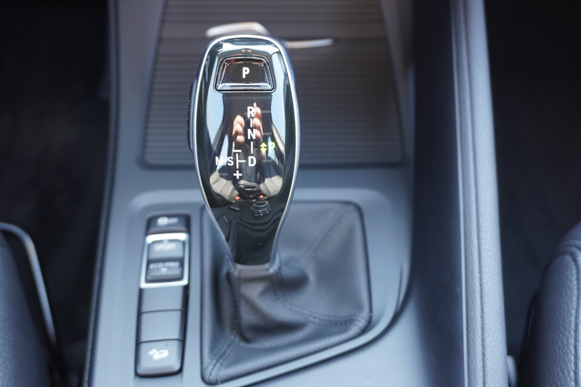 BMW X1 xDrive 20i Steptronic-image-18