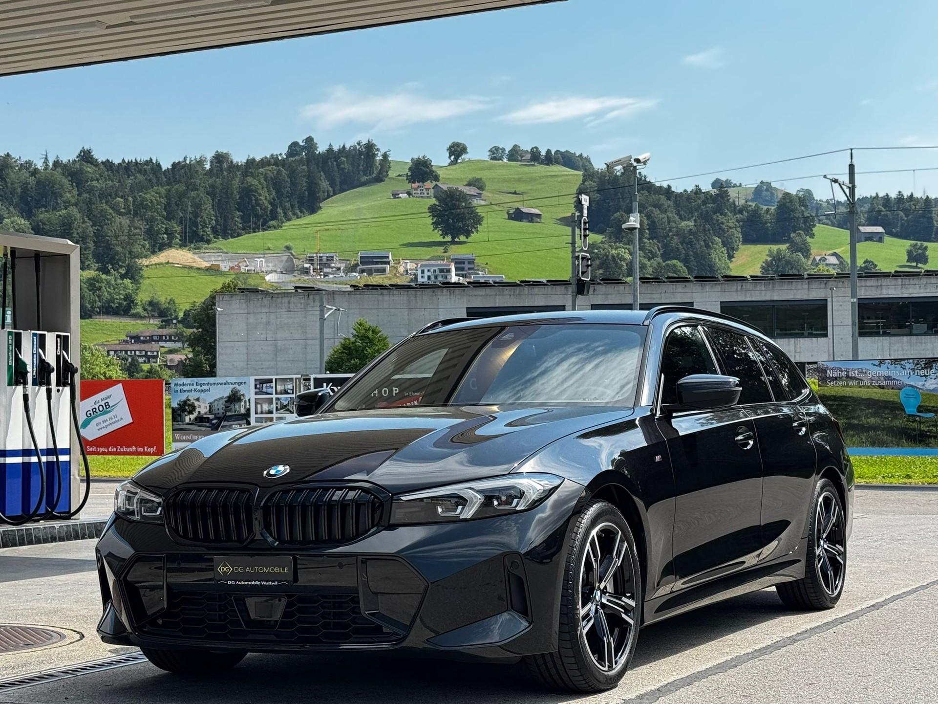 BMW 330i Touring xDrive Steptronic M Sport *Elektr. Anhängerkupplung**Panoramadach**Shadow-Line**Live Cockpit**245PS**Modell 2025*