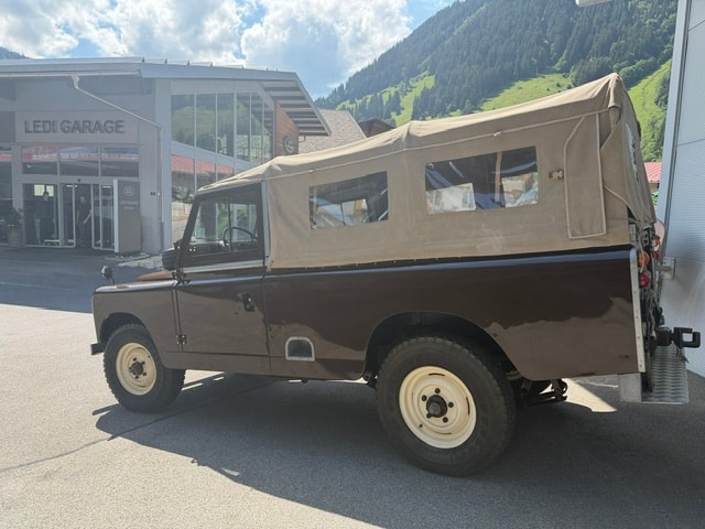 LAND ROVER Land Rover 109 Serie II-image-5