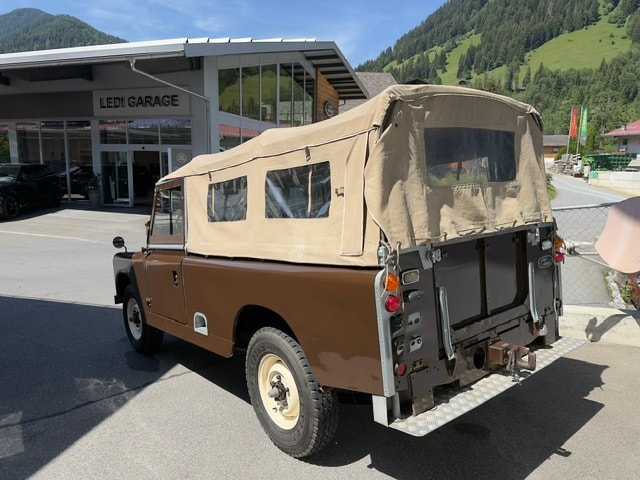 LAND ROVER Land Rover 109 Serie II-image-6