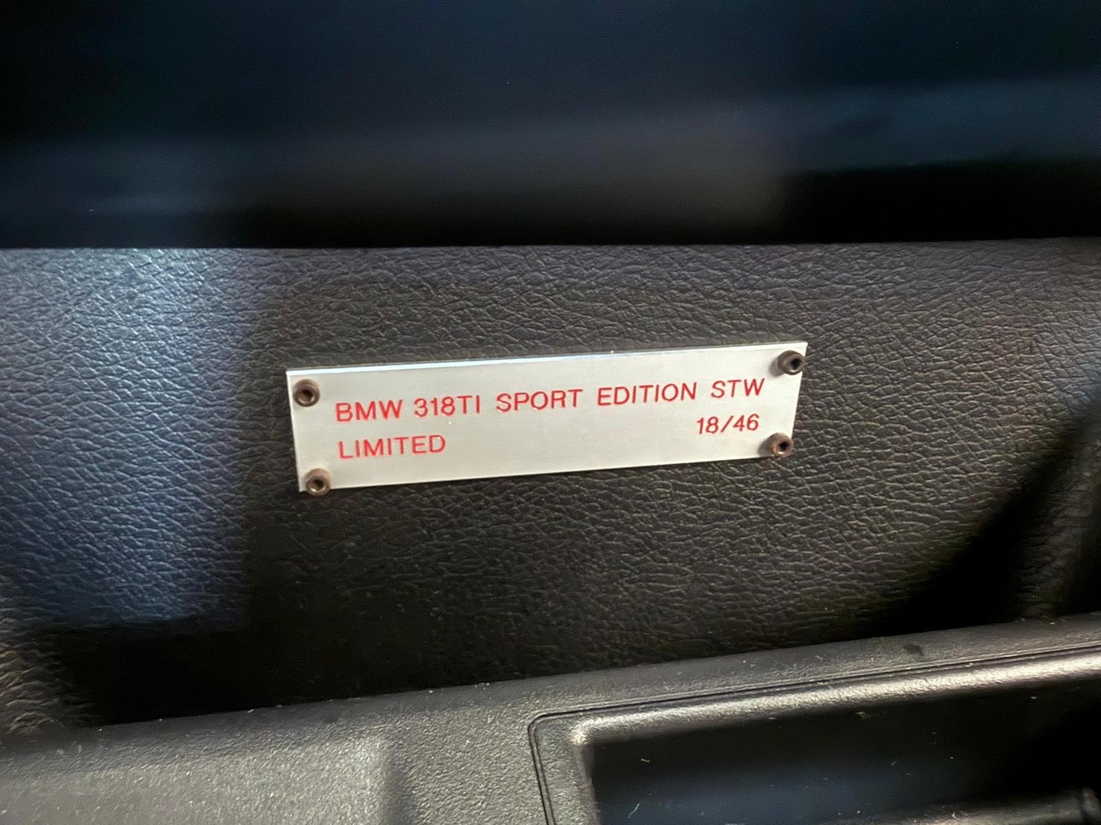 BMW 318ti Compact STW-image-15