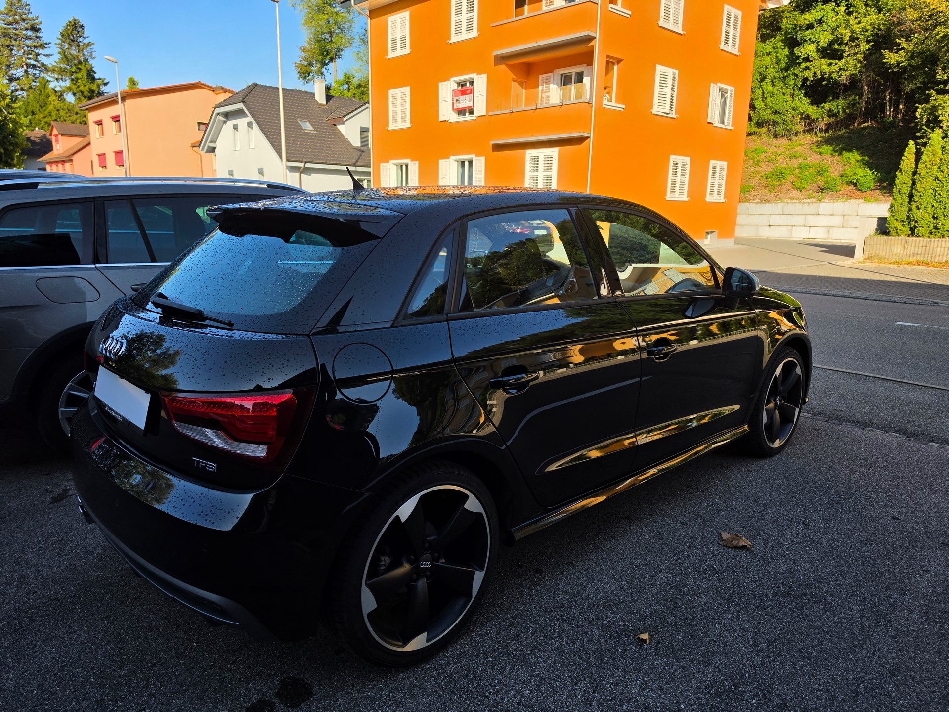 AUDI A1 Sportback 1.4 TFSI Sport S-tronic-image-3