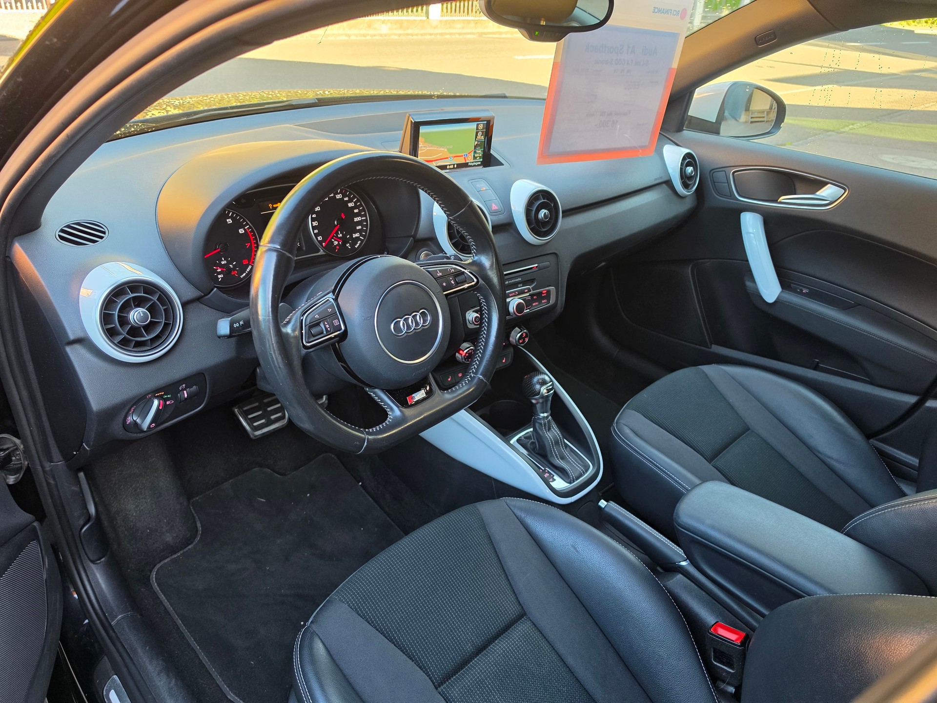 AUDI A1 Sportback 1.4 TFSI Sport S-tronic-image-7
