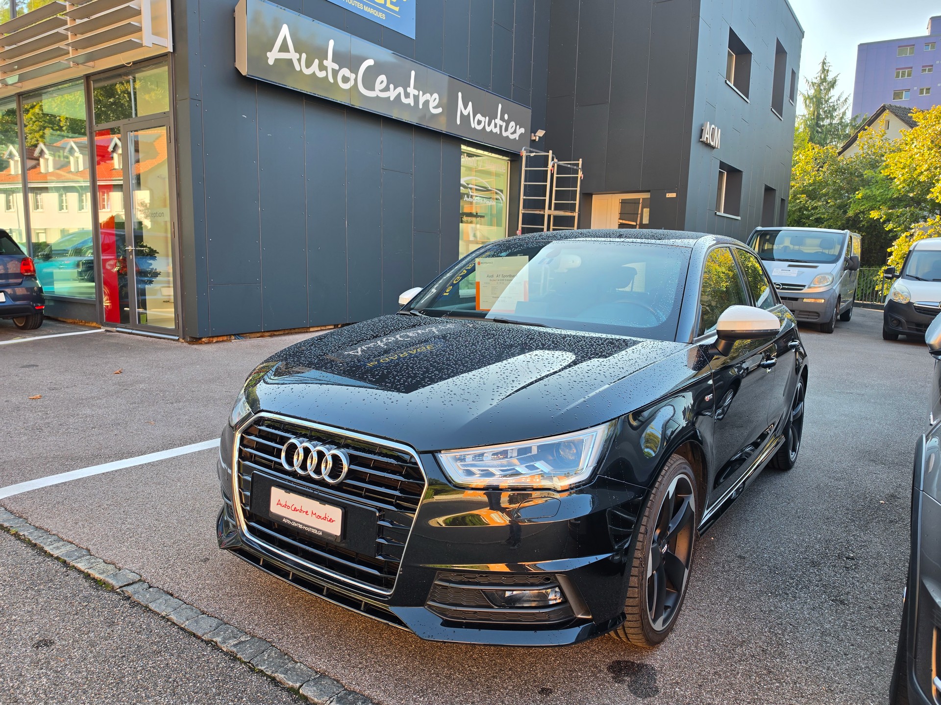 AUDI A1 Sportback 1.4 TFSI Sport S-tronic-image-2