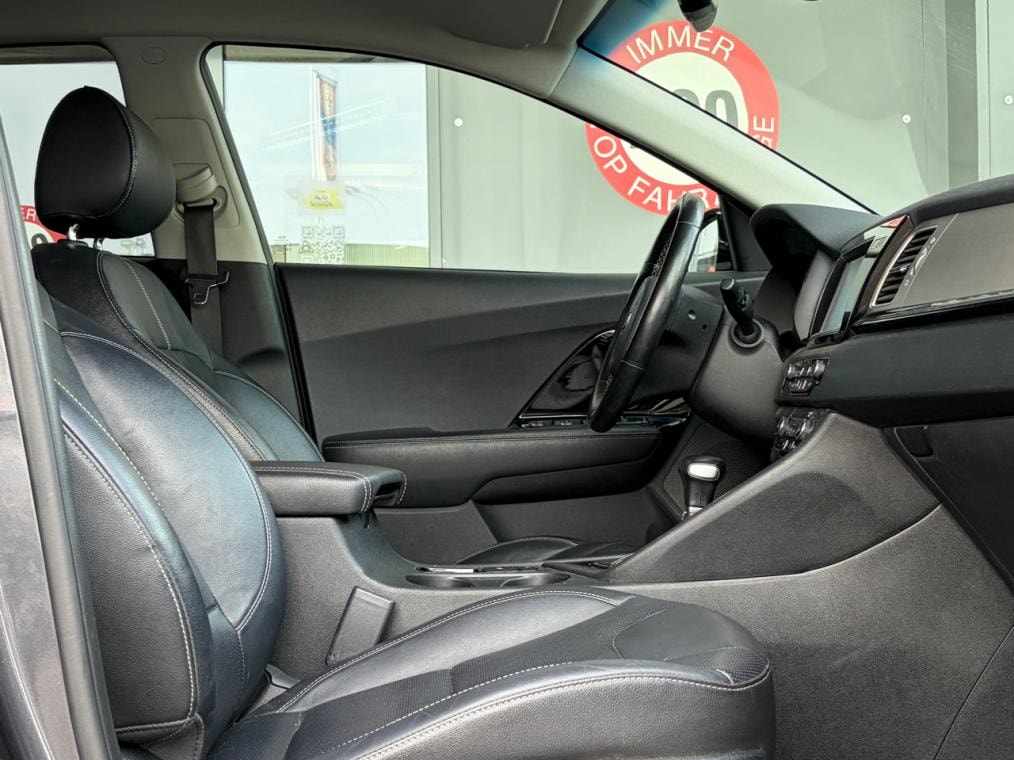 KIA Niro 1.6 GDi Hybrid Style-image-7
