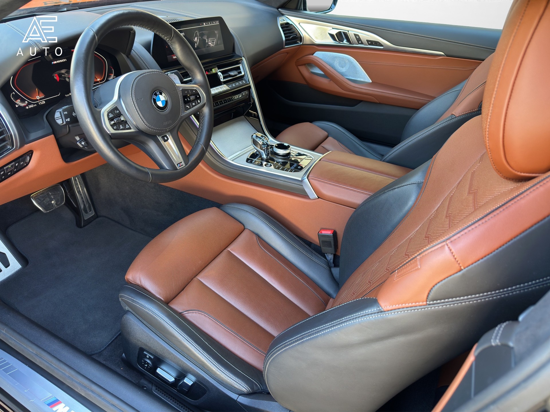 BMW M850i xDrive Steptronic-image-8
