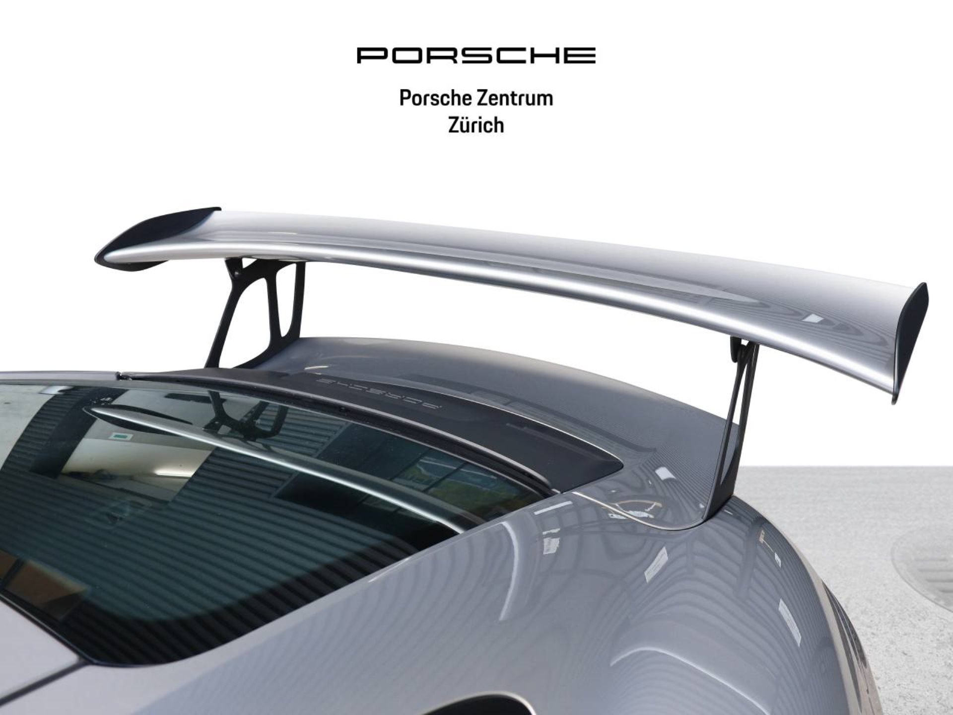 PORSCHE 911 GT3 RS-image-25