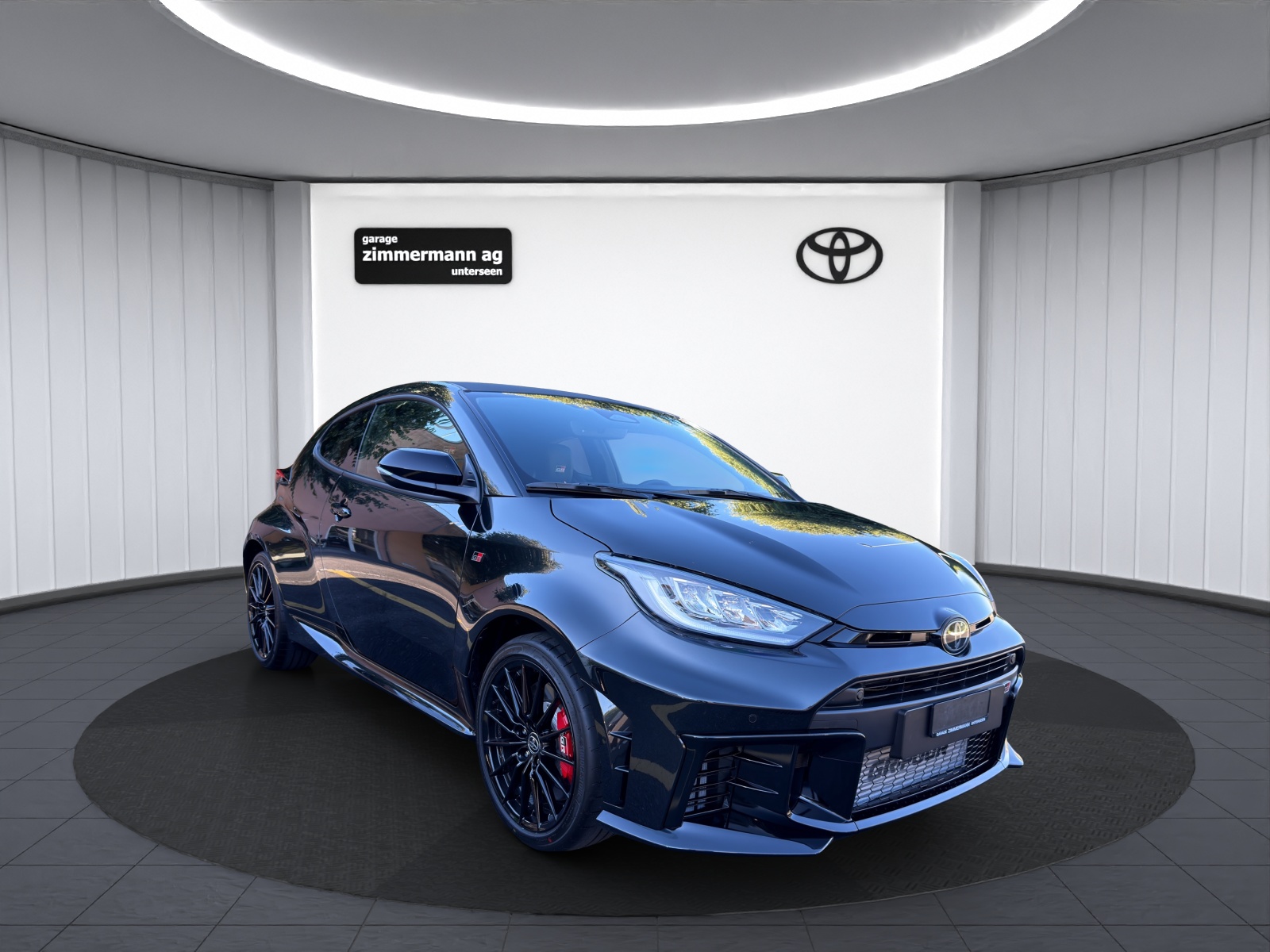 TOYOTA GR Yaris 1.6 Turbo Sport 4x4-showroom-element-2
