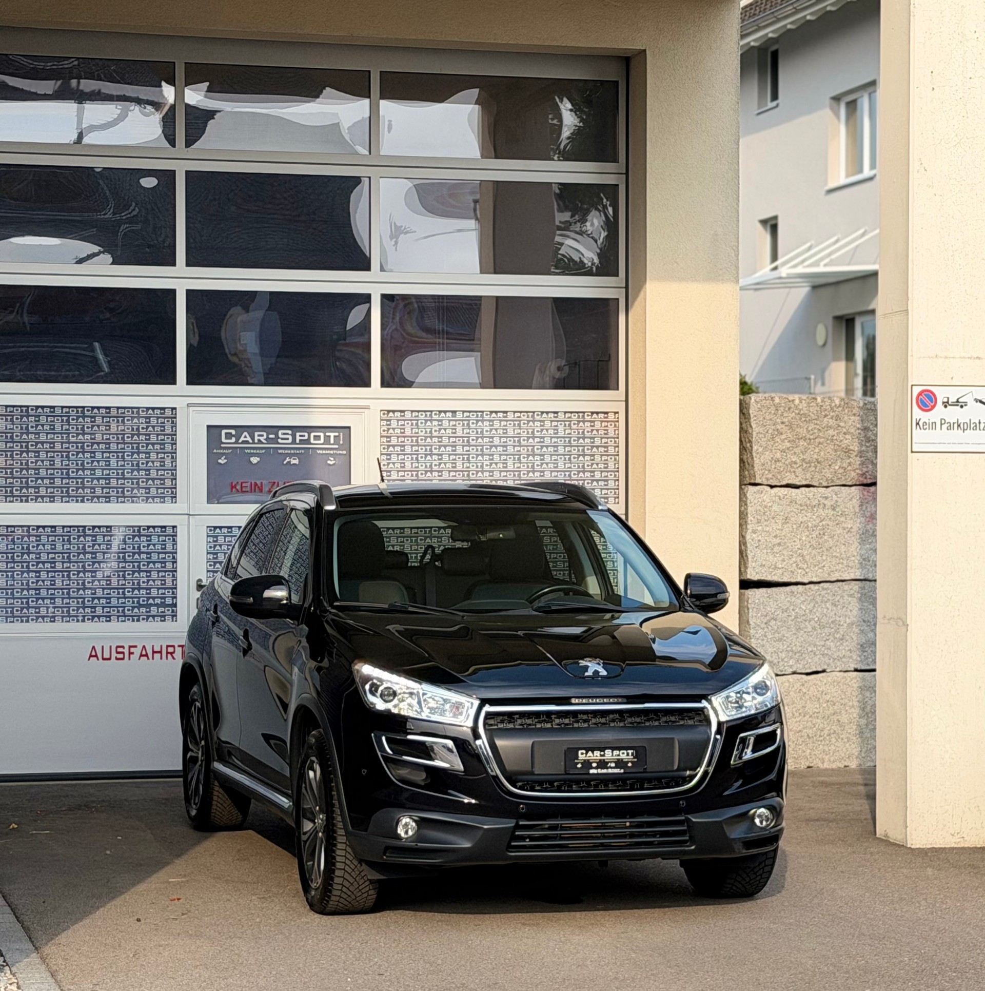 PEUGEOT 4008 1.8 HDi Allure 4WD-showroom-element-2