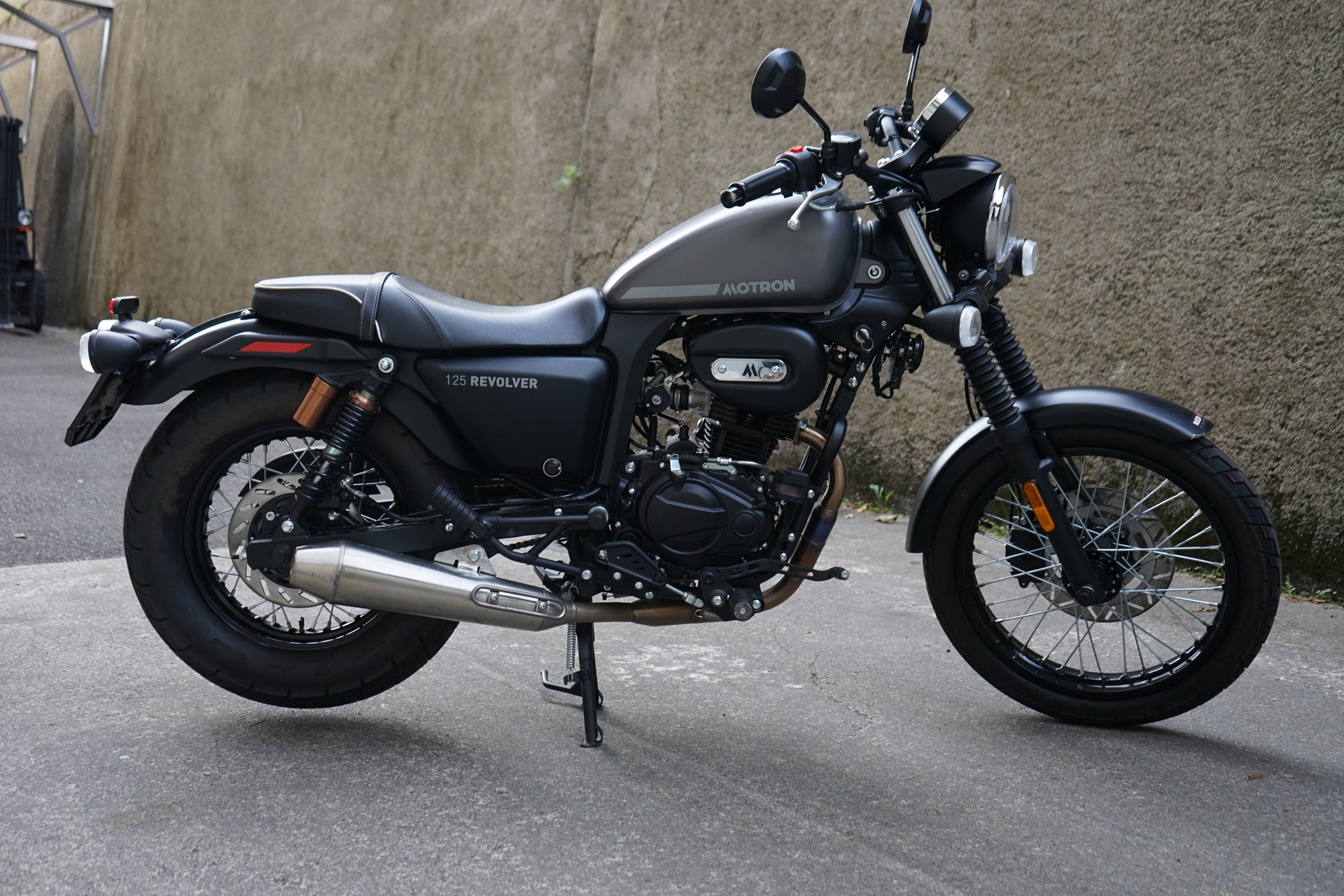 MOTRON Revolver 125-image-1