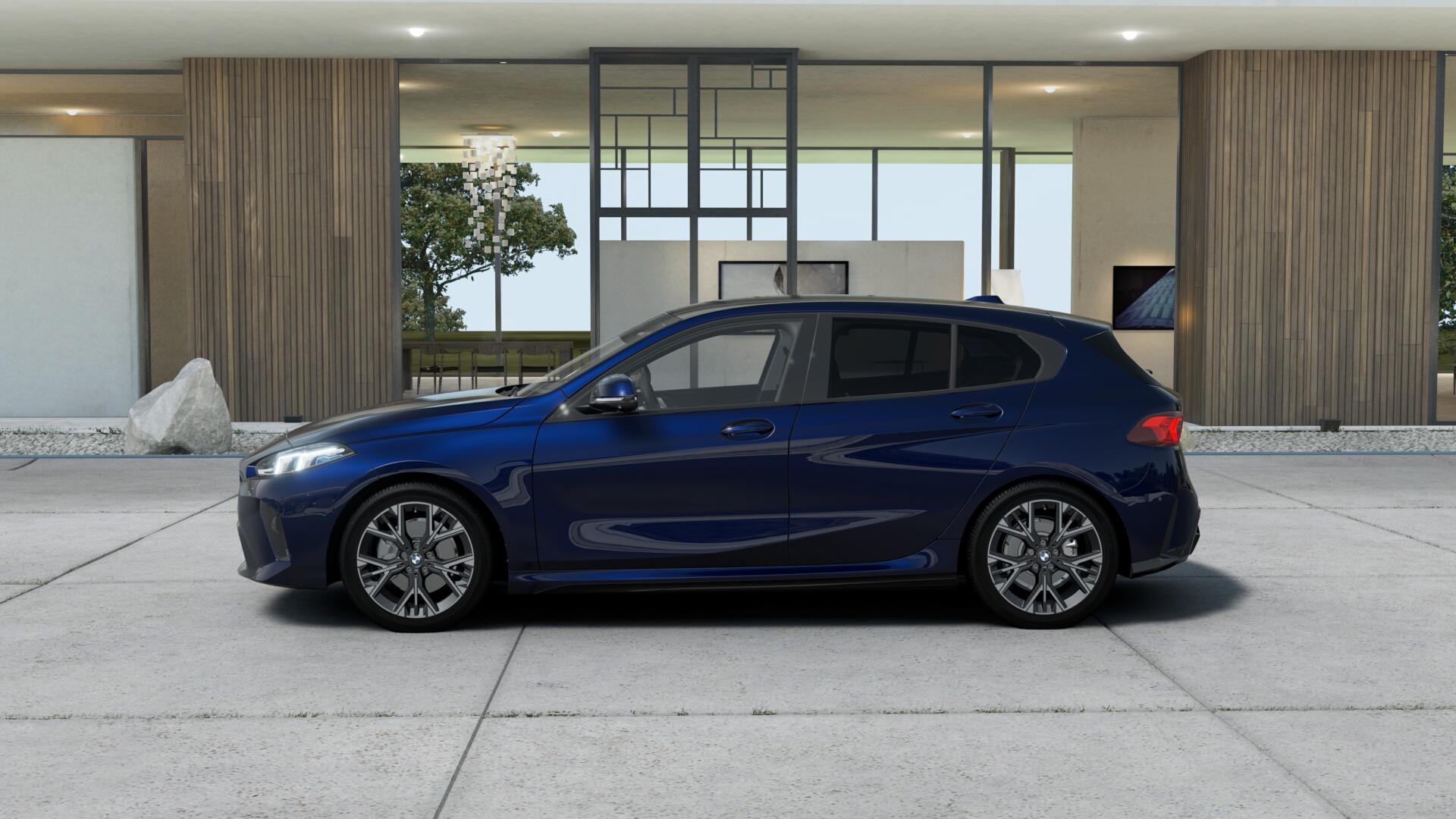 BMW 1er Reihe F70 120i-showroom-element-1