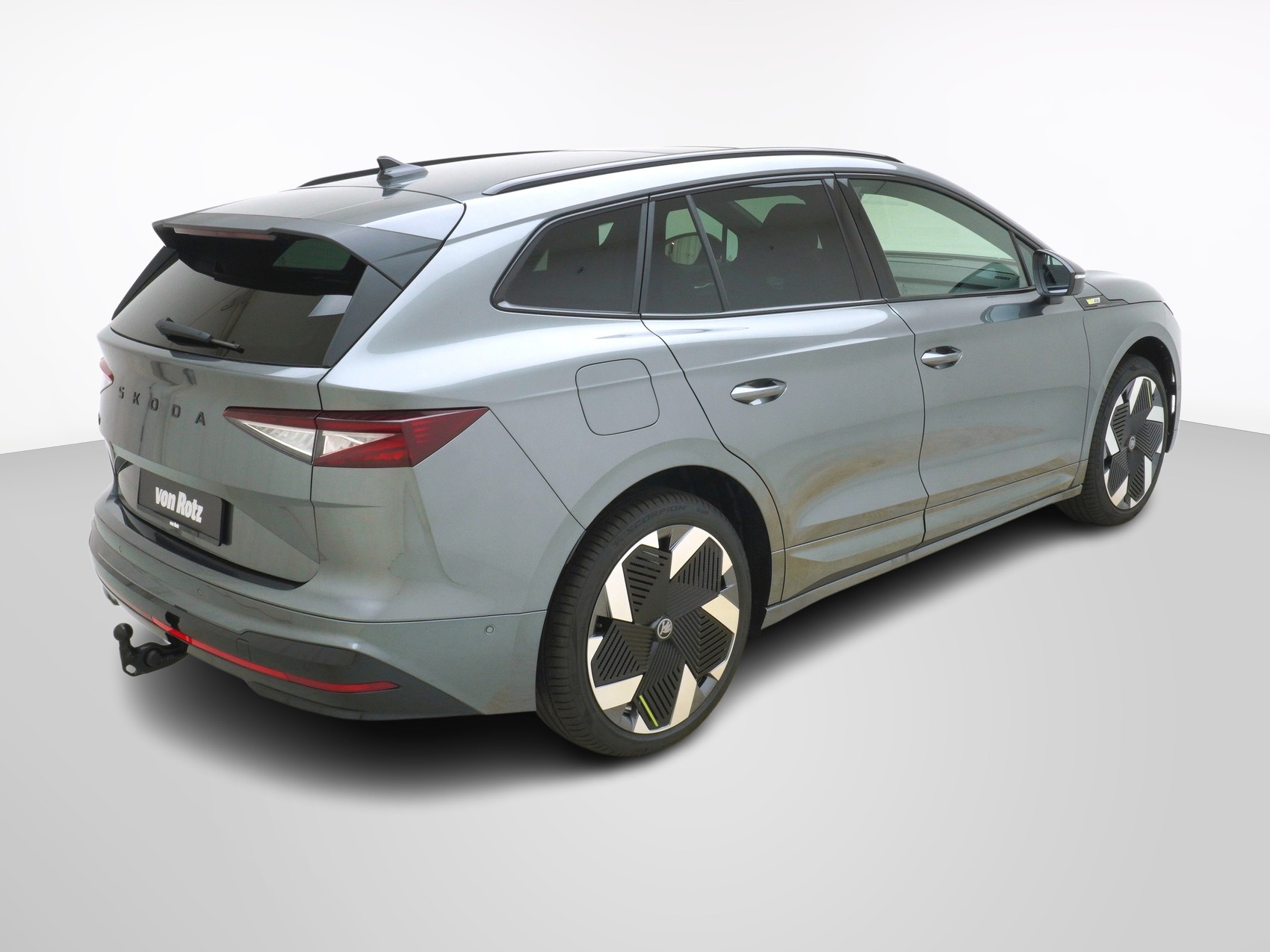 SKODA Enyaq iV RS-Lounge MAXX-image-4