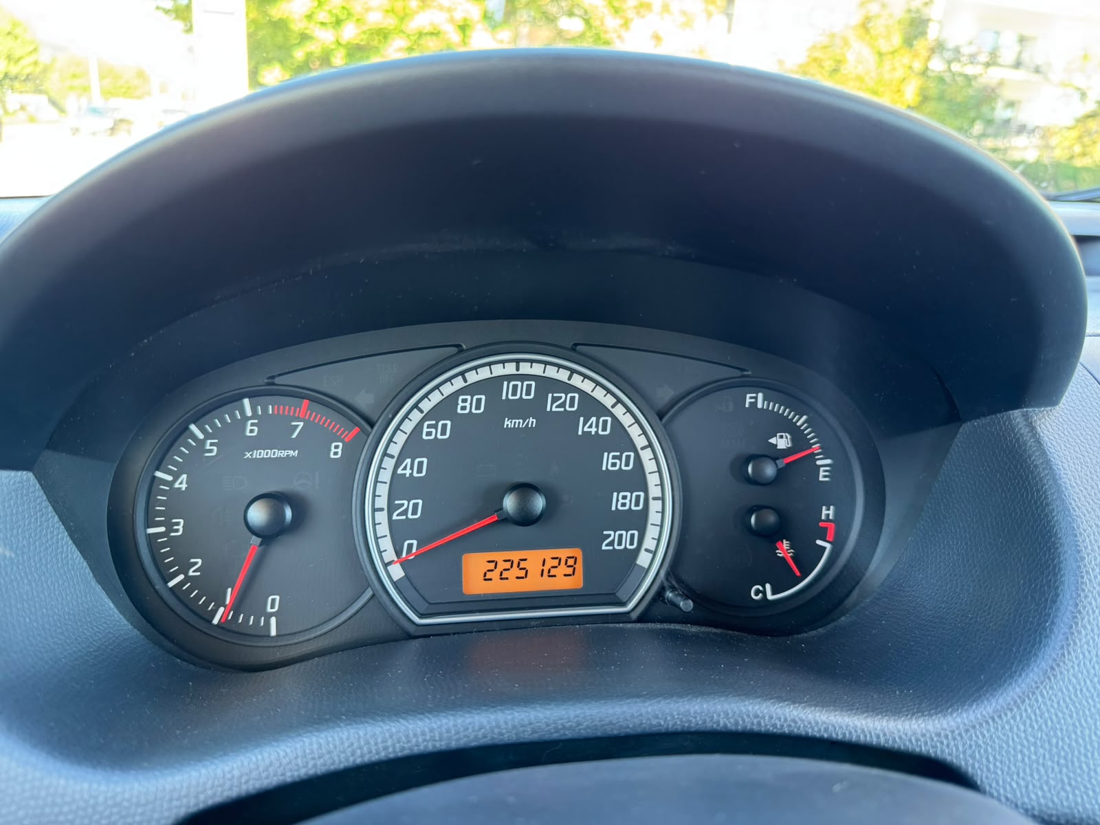 SUZUKI Swift 1.3i 16V GL Top-image-15