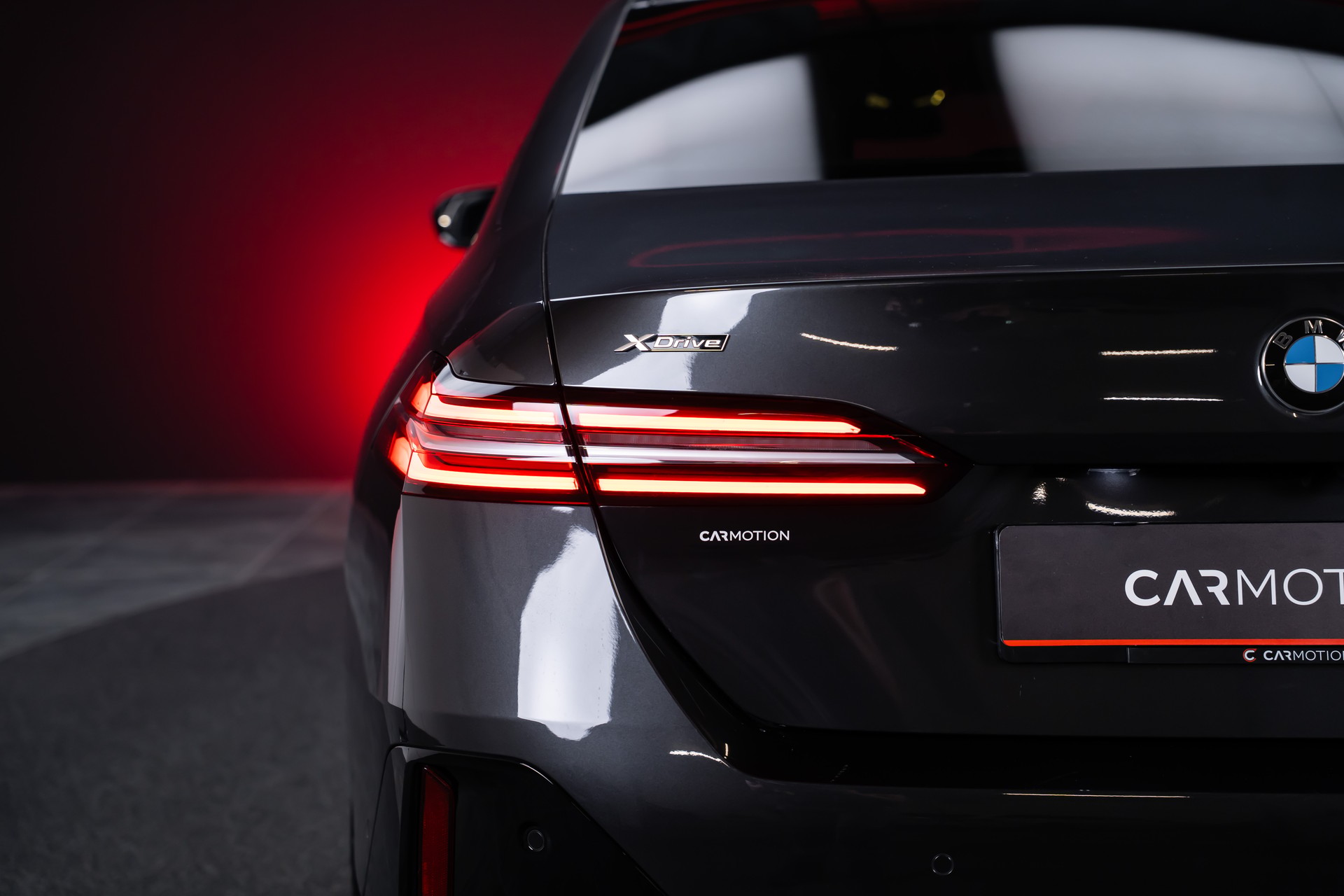 BMW 540d xDrive M Sport / Standheizung / 360°Kamera / Bowers&Wilkins / HeadUp-image-6