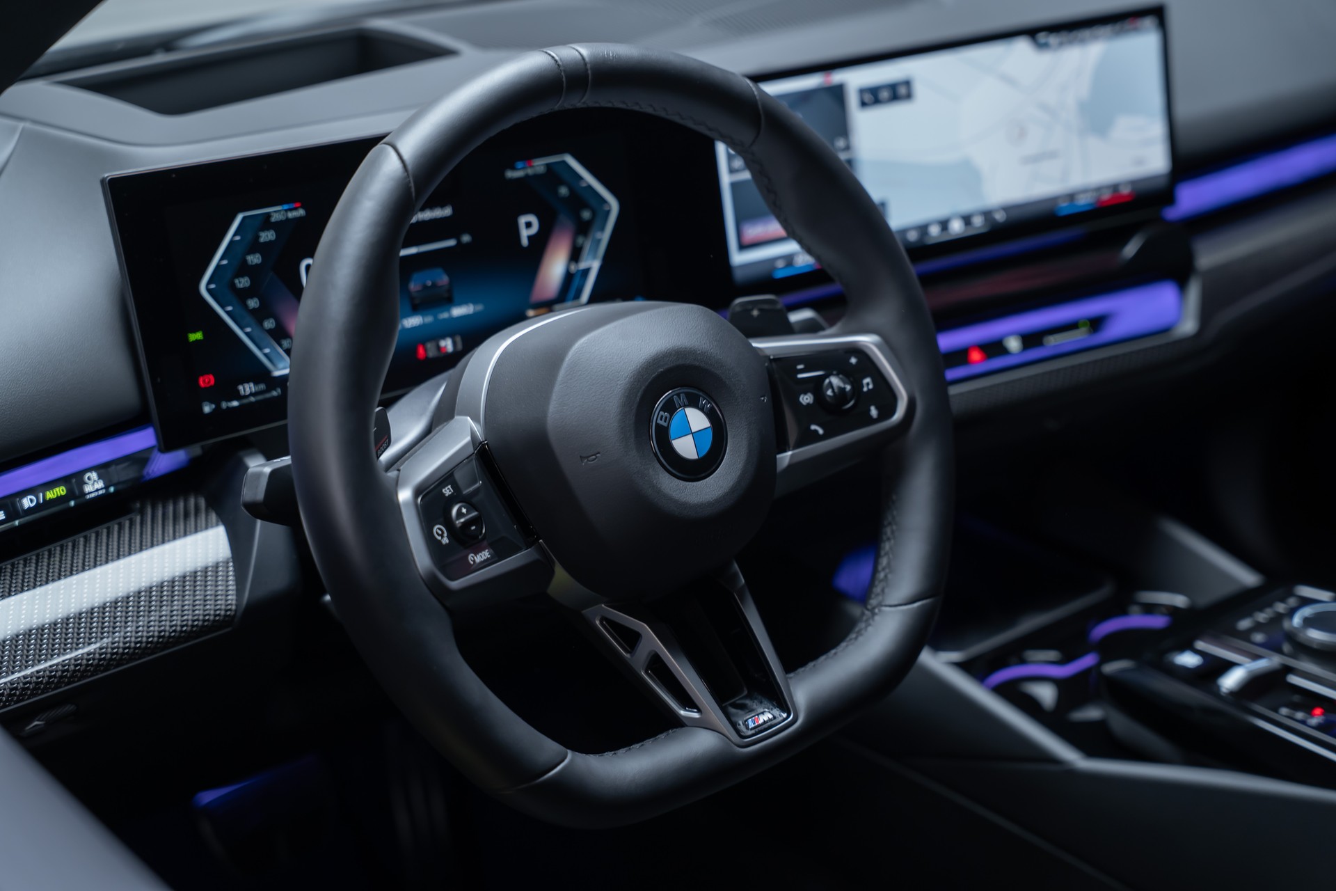 BMW 540d xDrive M Sport / Standheizung / 360°Kamera / Bowers&Wilkins / HeadUp-image-12