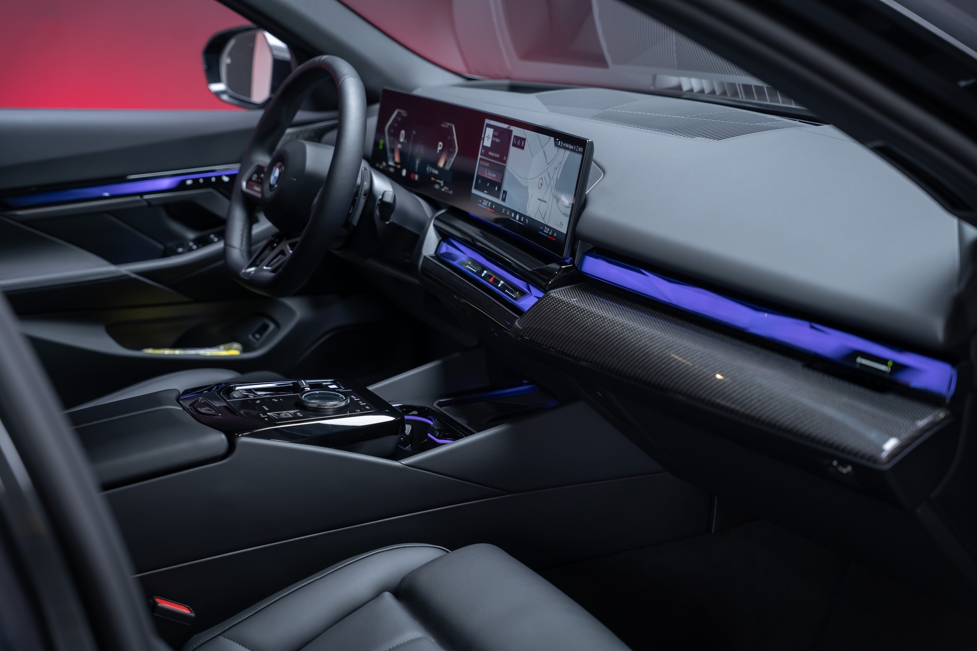 BMW 540d xDrive M Sport / Standheizung / 360°Kamera / Bowers&Wilkins / HeadUp-image-25
