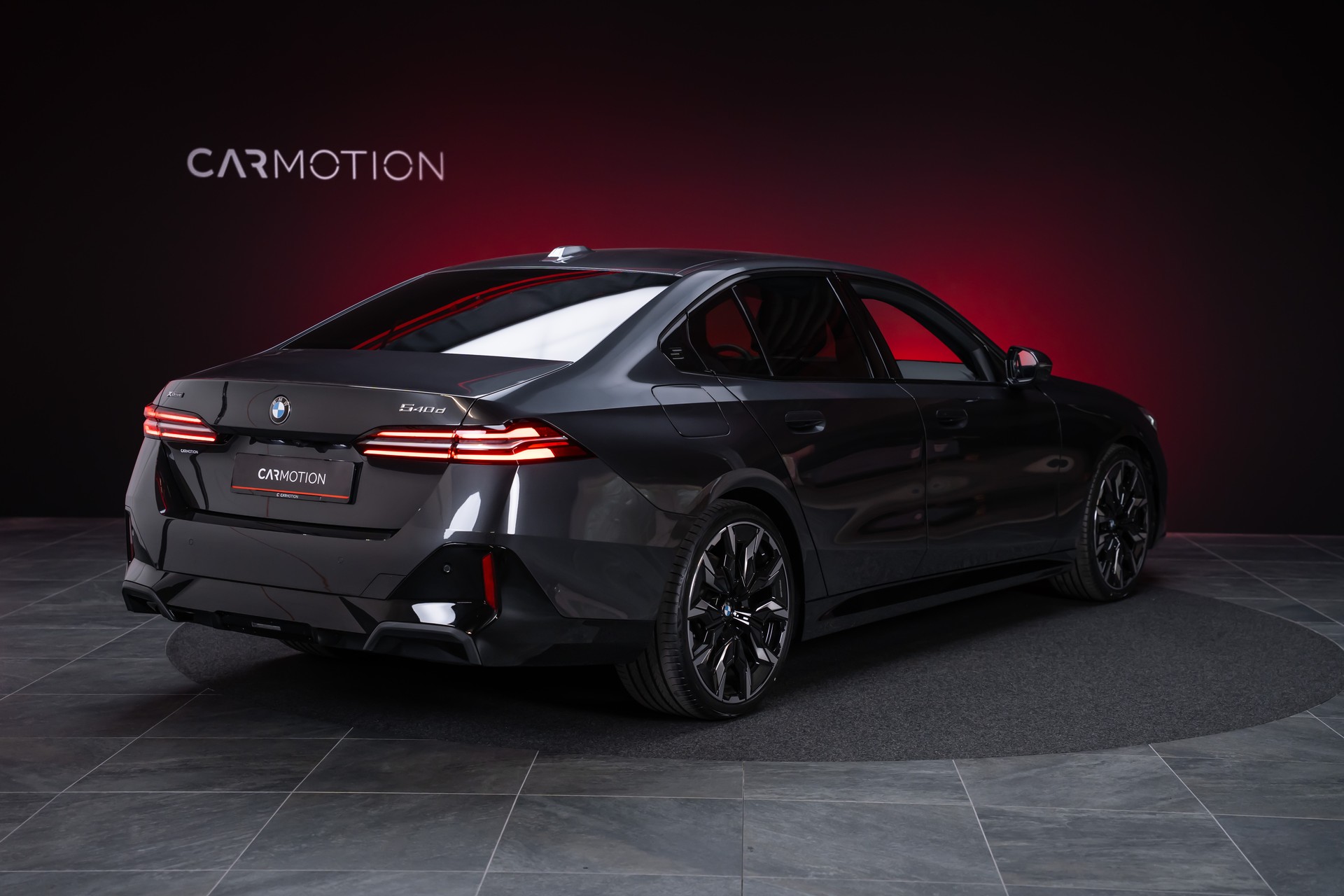 BMW 540d xDrive M Sport / Standheizung / 360°Kamera / Bowers&Wilkins / HeadUp-image-4
