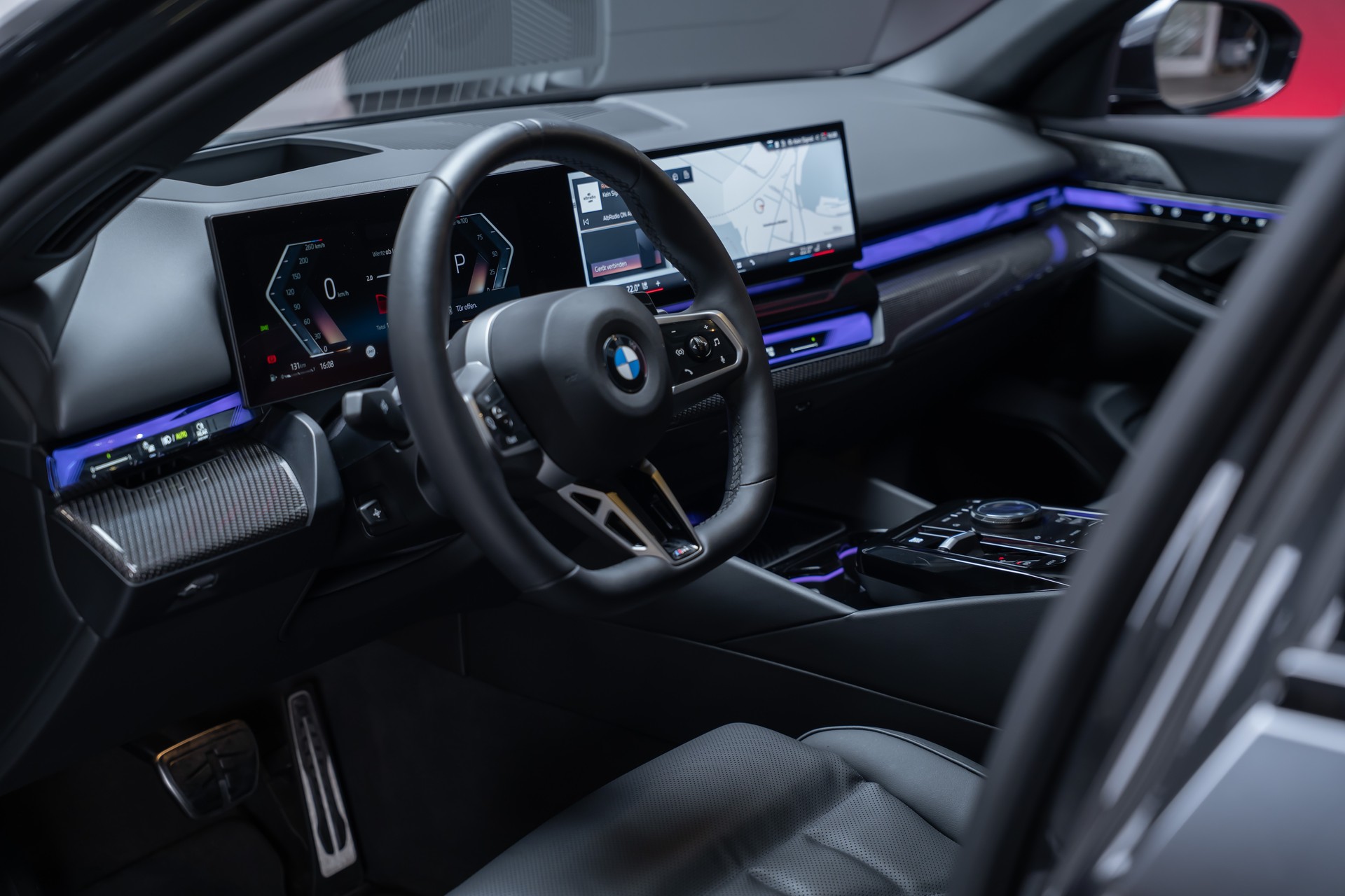 BMW 540d xDrive M Sport / Standheizung / 360°Kamera / Bowers&Wilkins / HeadUp-image-11