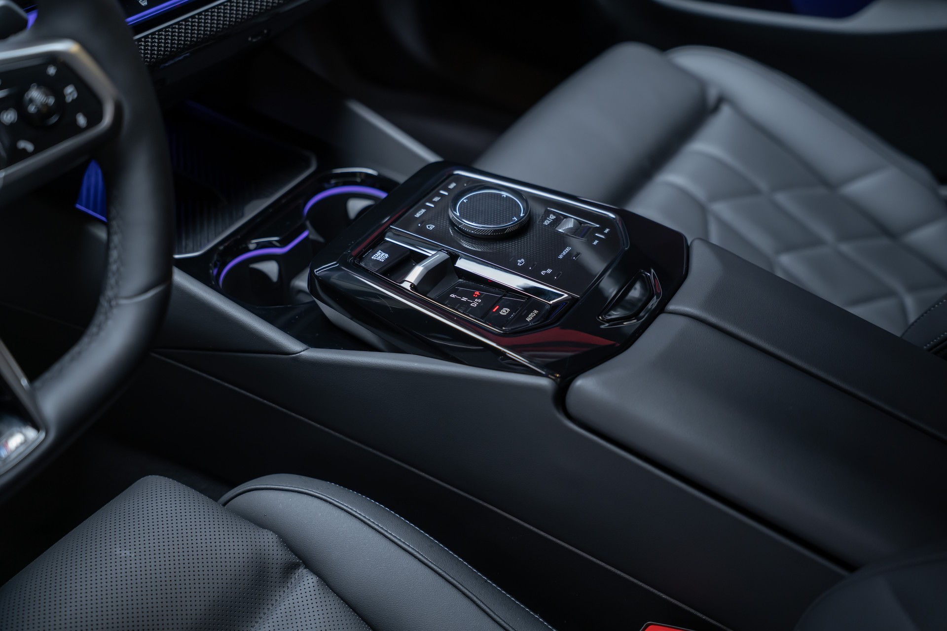 BMW 540d xDrive M Sport / Standheizung / 360°Kamera / Bowers&Wilkins / HeadUp-image-14