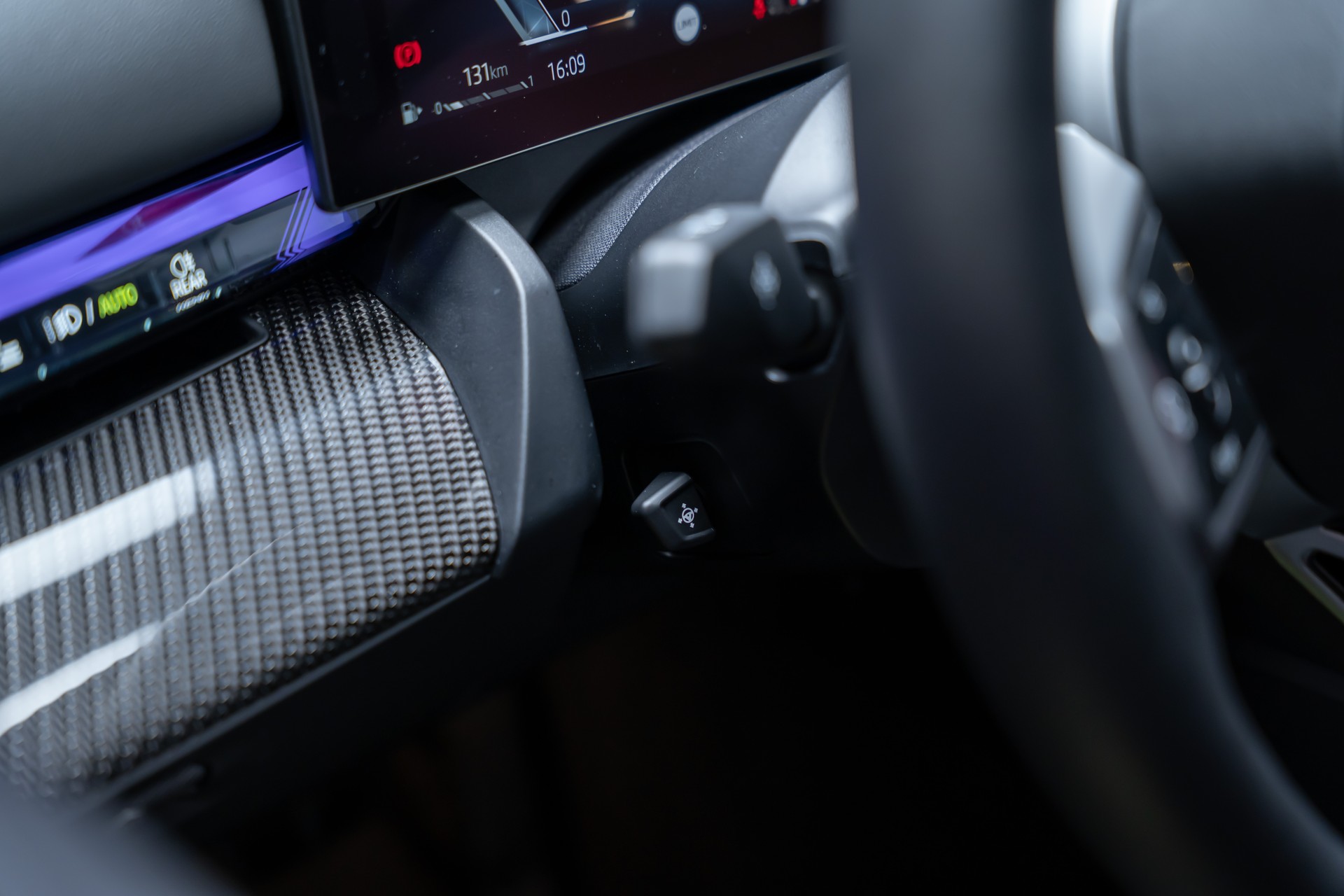 BMW 540d xDrive M Sport / Standheizung / 360°Kamera / Bowers&Wilkins / HeadUp-image-13