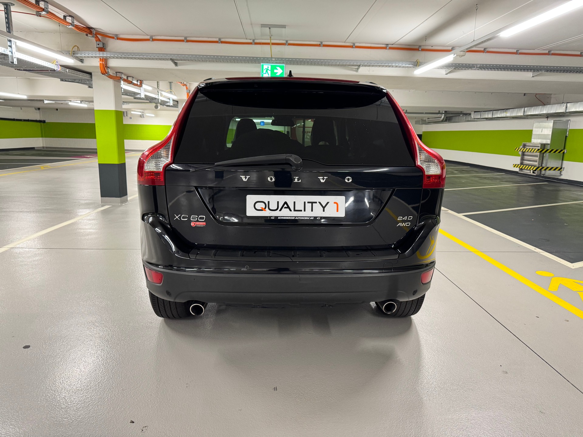 VOLVO XC60 2.4D AWD Summum-image-5