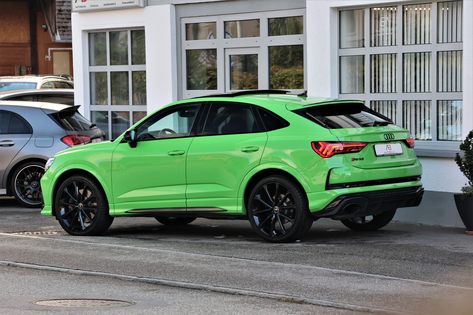 AUDI RS Q3 Sportback quattro S tronic (CH) *KyalamiGreen*-image-4