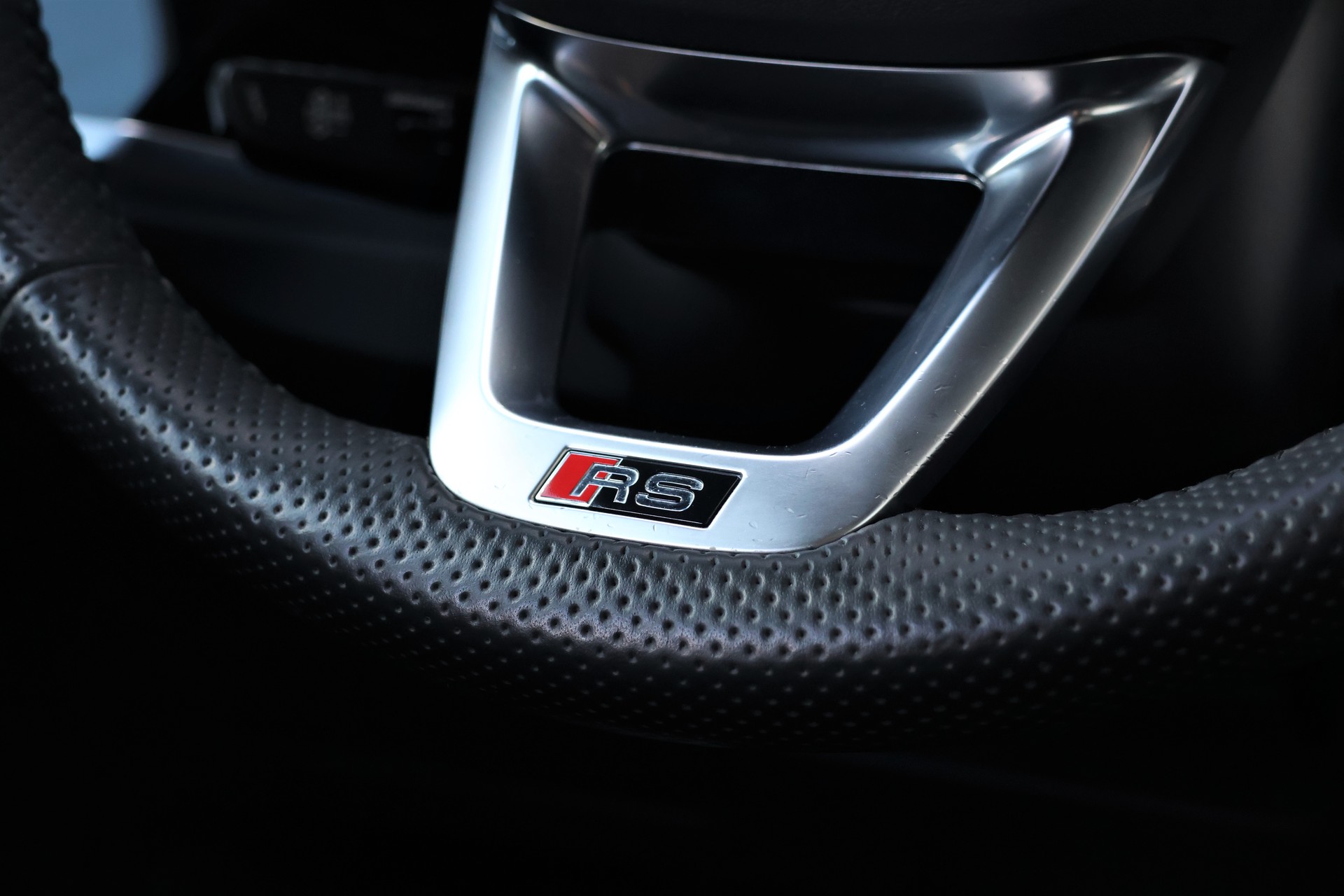 AUDI RS Q3 Sportback quattro S tronic (CH) *KyalamiGreen*-image-18
