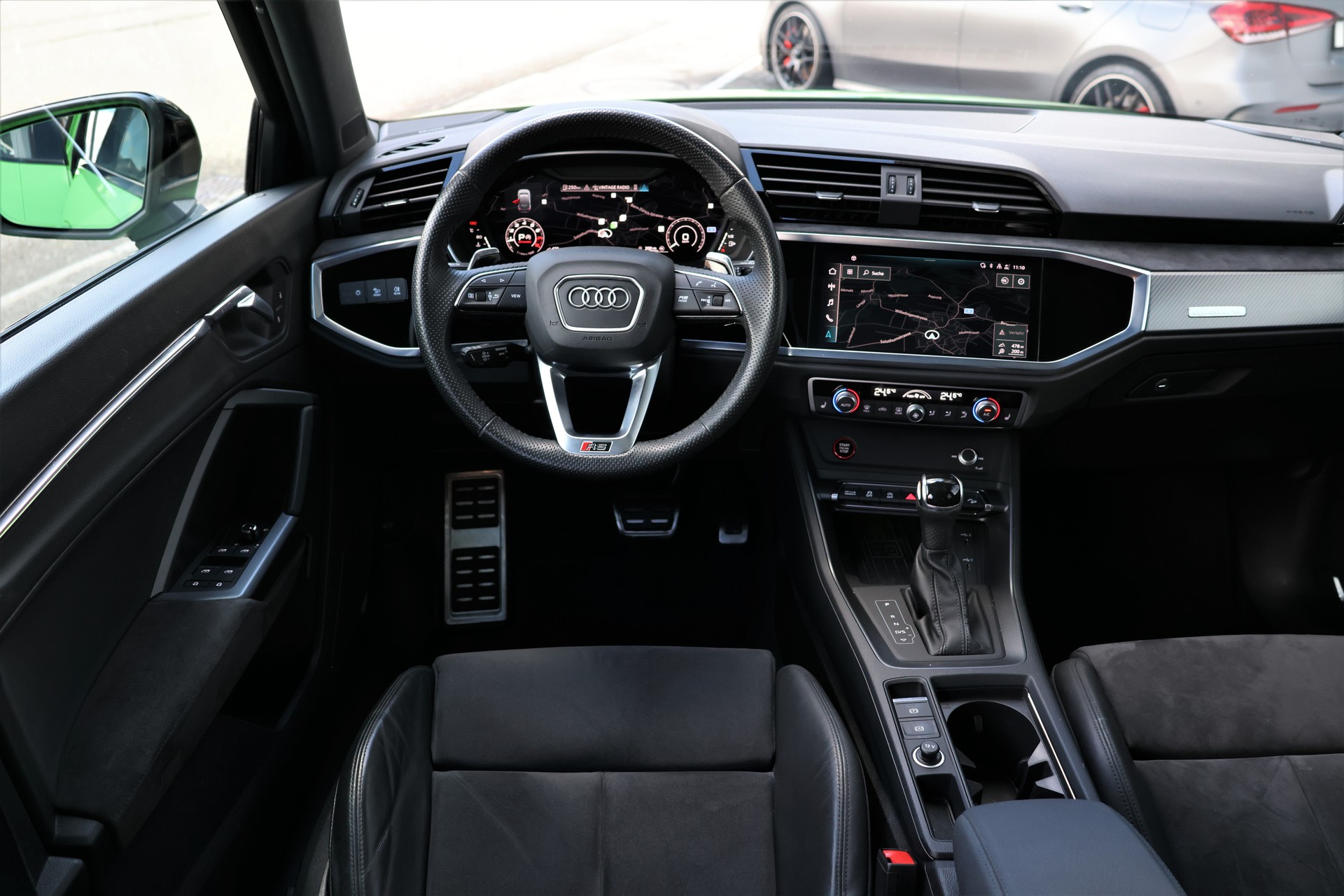 AUDI RS Q3 Sportback quattro S tronic (CH) *KyalamiGreen*-image-14