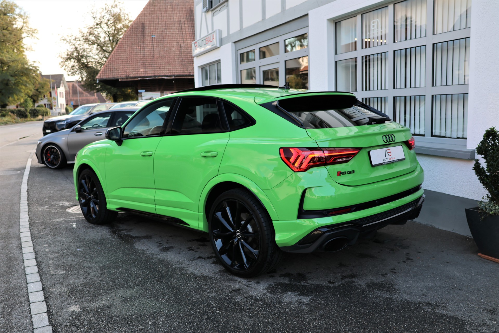 AUDI RS Q3 Sportback quattro S tronic (CH) *KyalamiGreen*-image-7