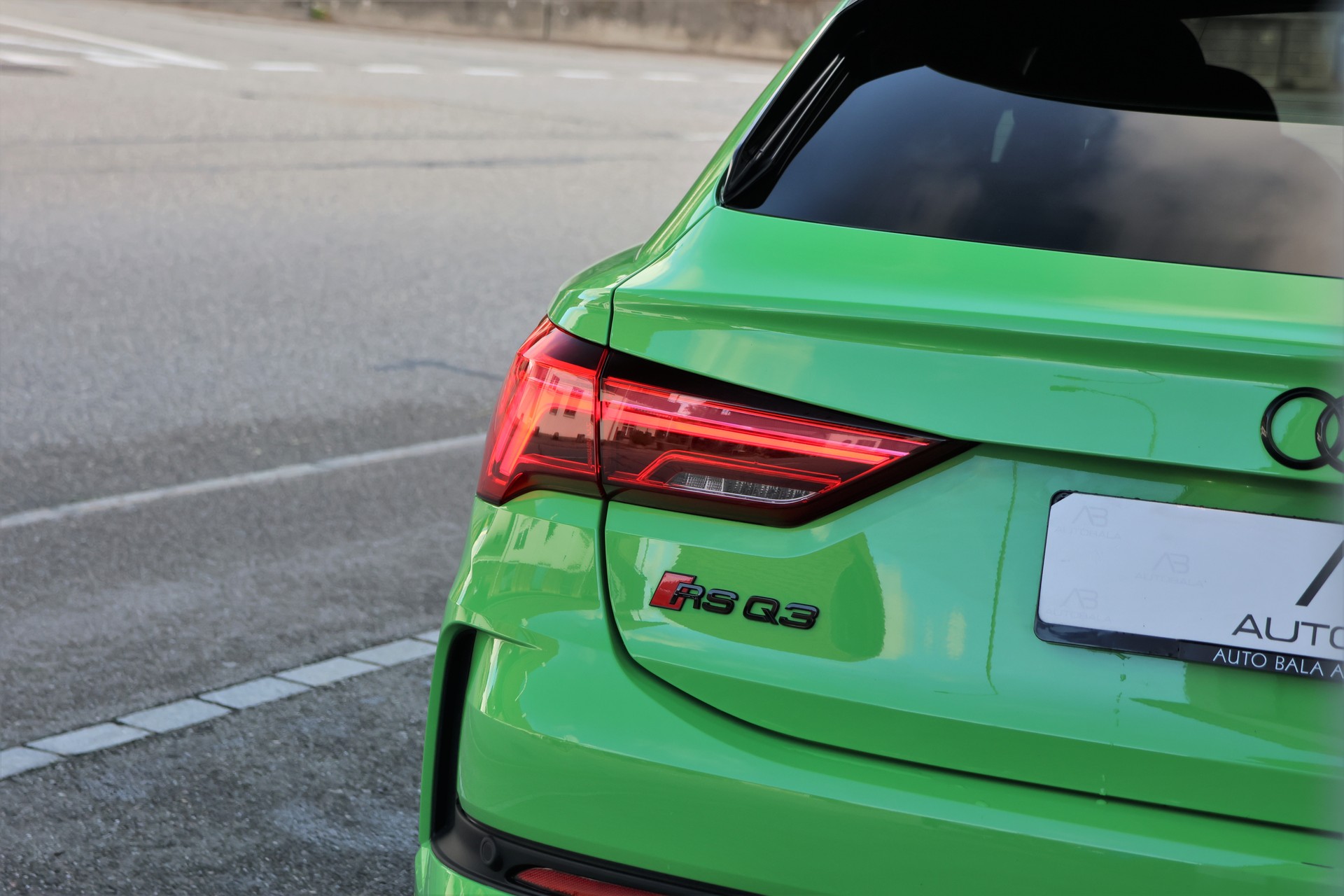 AUDI RS Q3 Sportback quattro S tronic (CH) *KyalamiGreen*-image-5