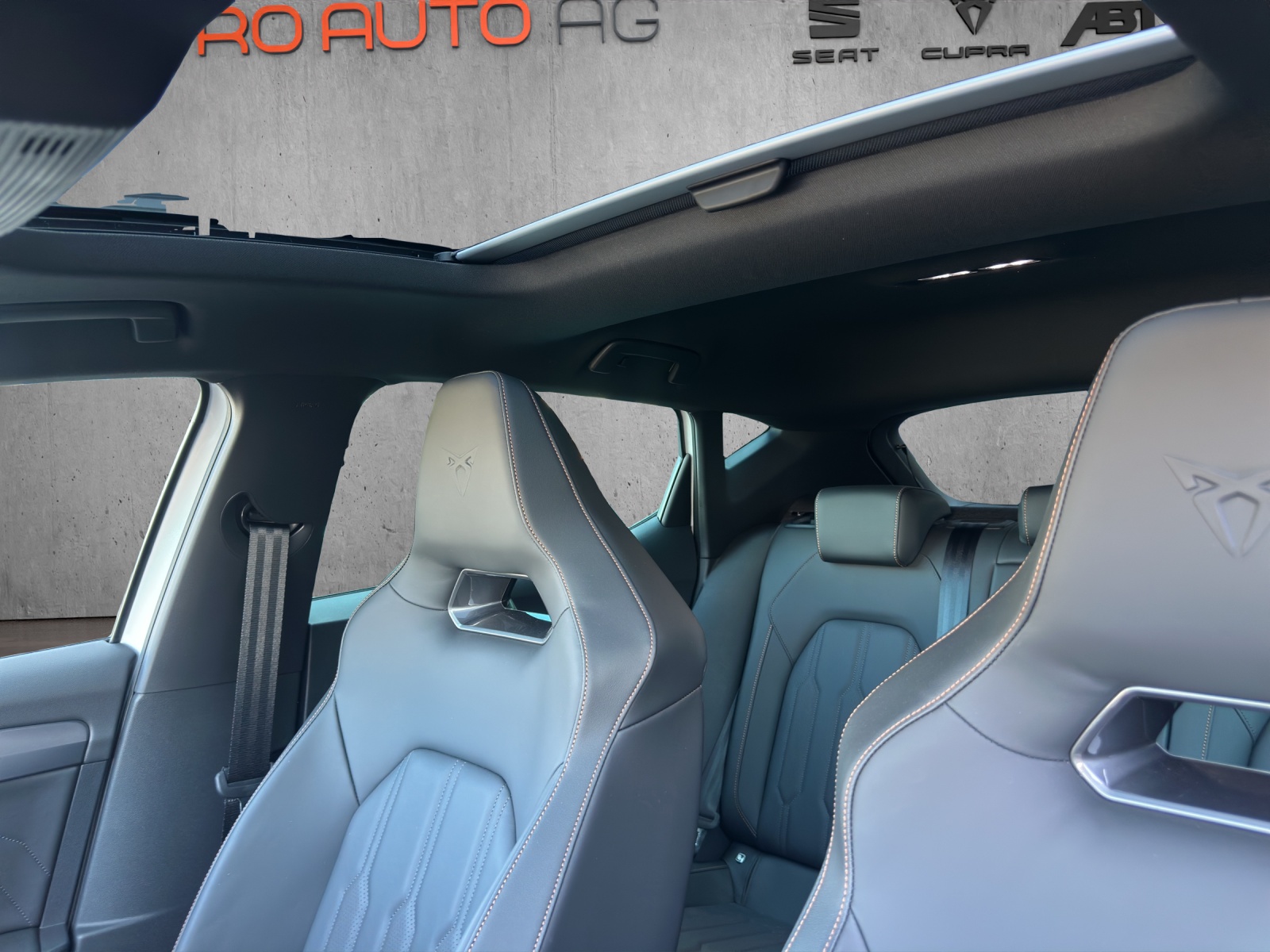CUPRA LEON VZ 2.0 TSI DSG-image-15