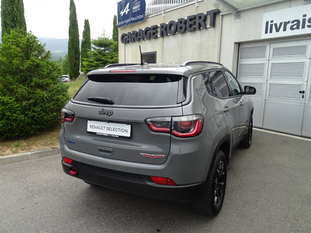 JEEP Compass 1.3 Trailhawk 4XE-showroom-element-2