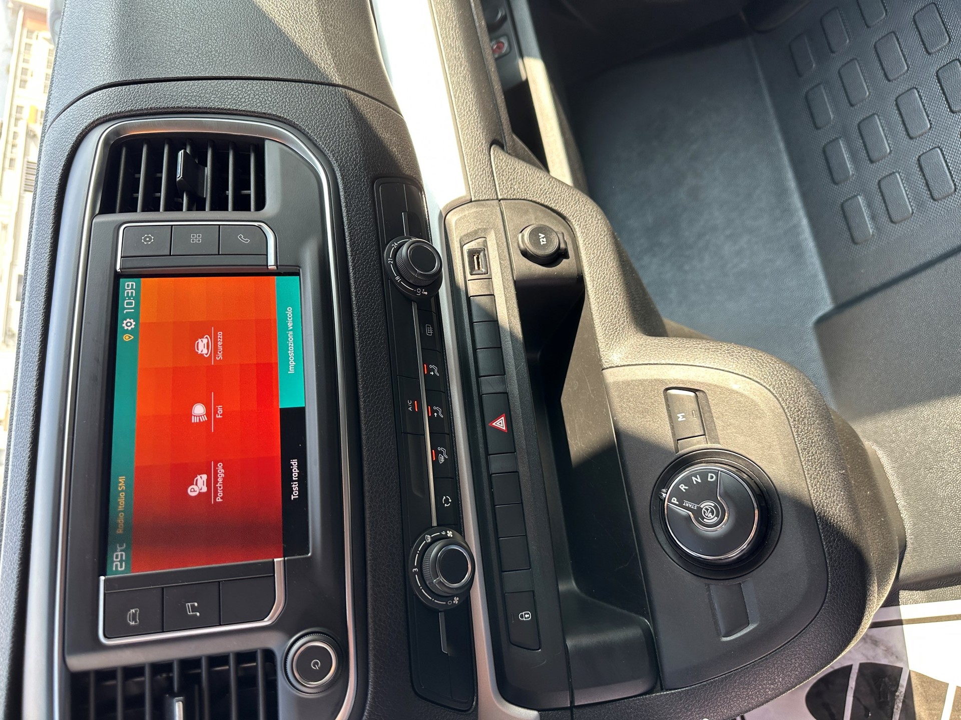 CITROEN Spacetourer 2.0 BlueHDi Business XL EAT-image-11