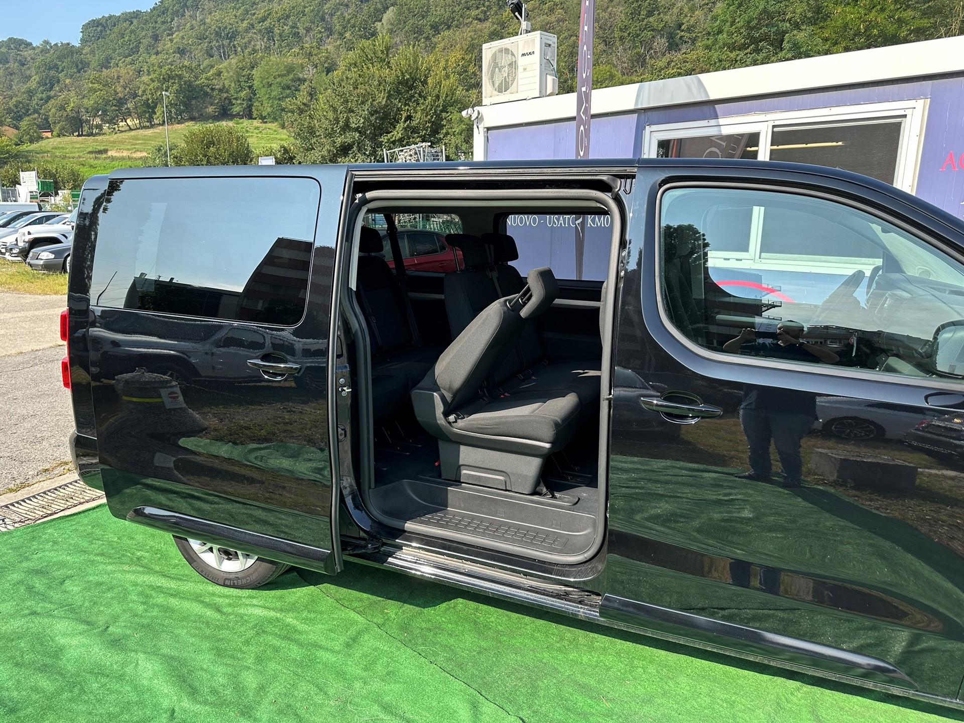 CITROEN Spacetourer 2.0 BlueHDi Business XL EAT-image-5