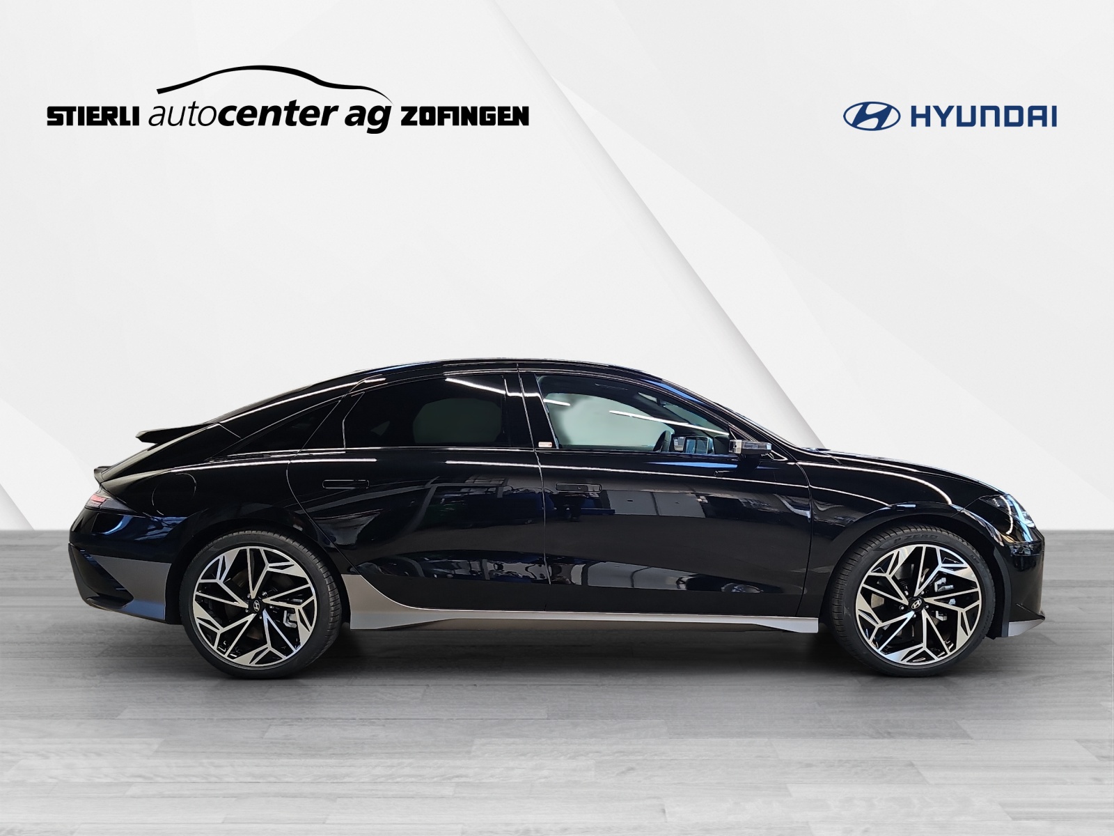 HYUNDAI Ioniq 6 Launch Edition 4WD-showroom-element-3