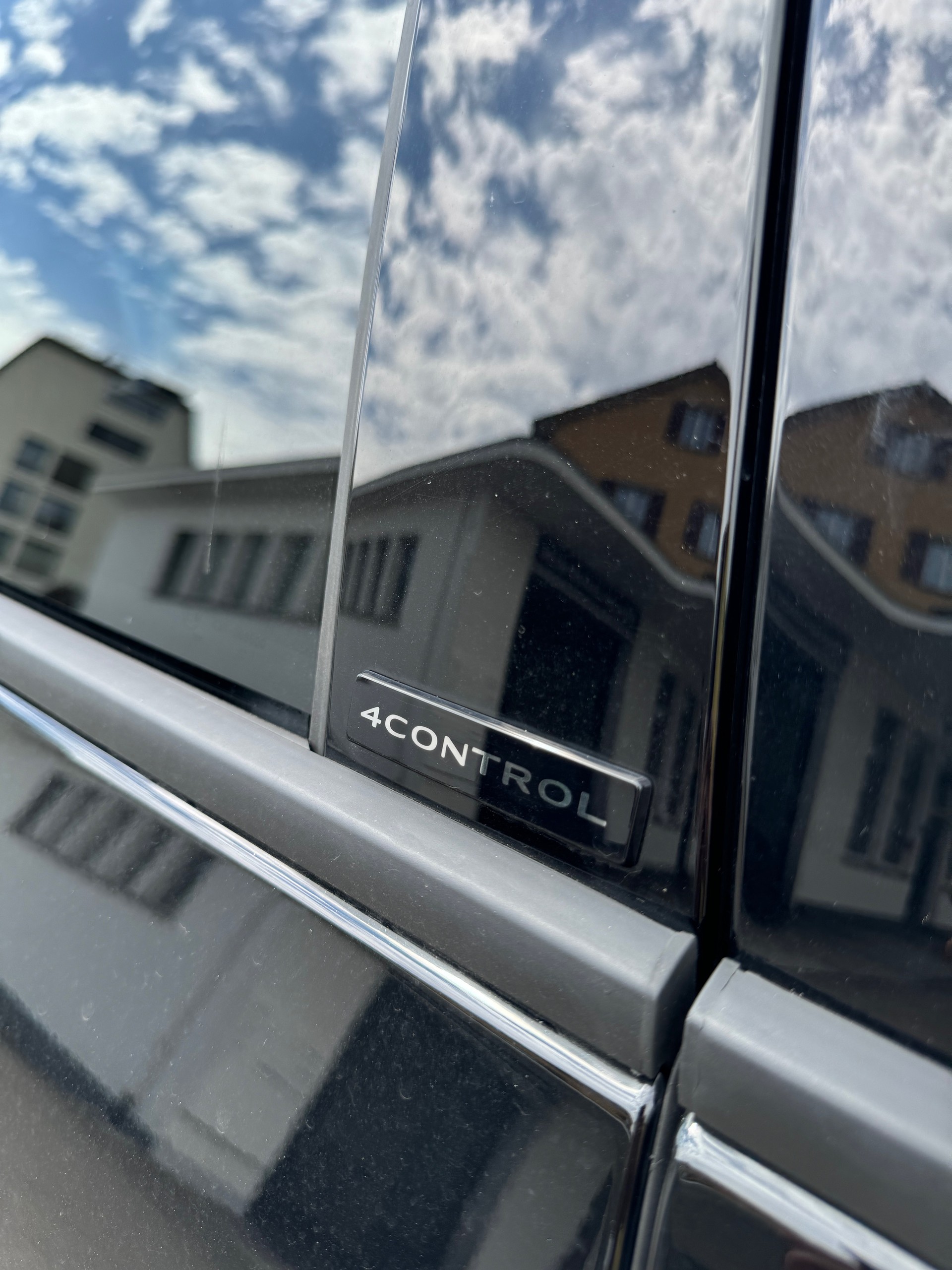 RENAULT Espace 1.2 E-Tech 200 Iconic-image-10