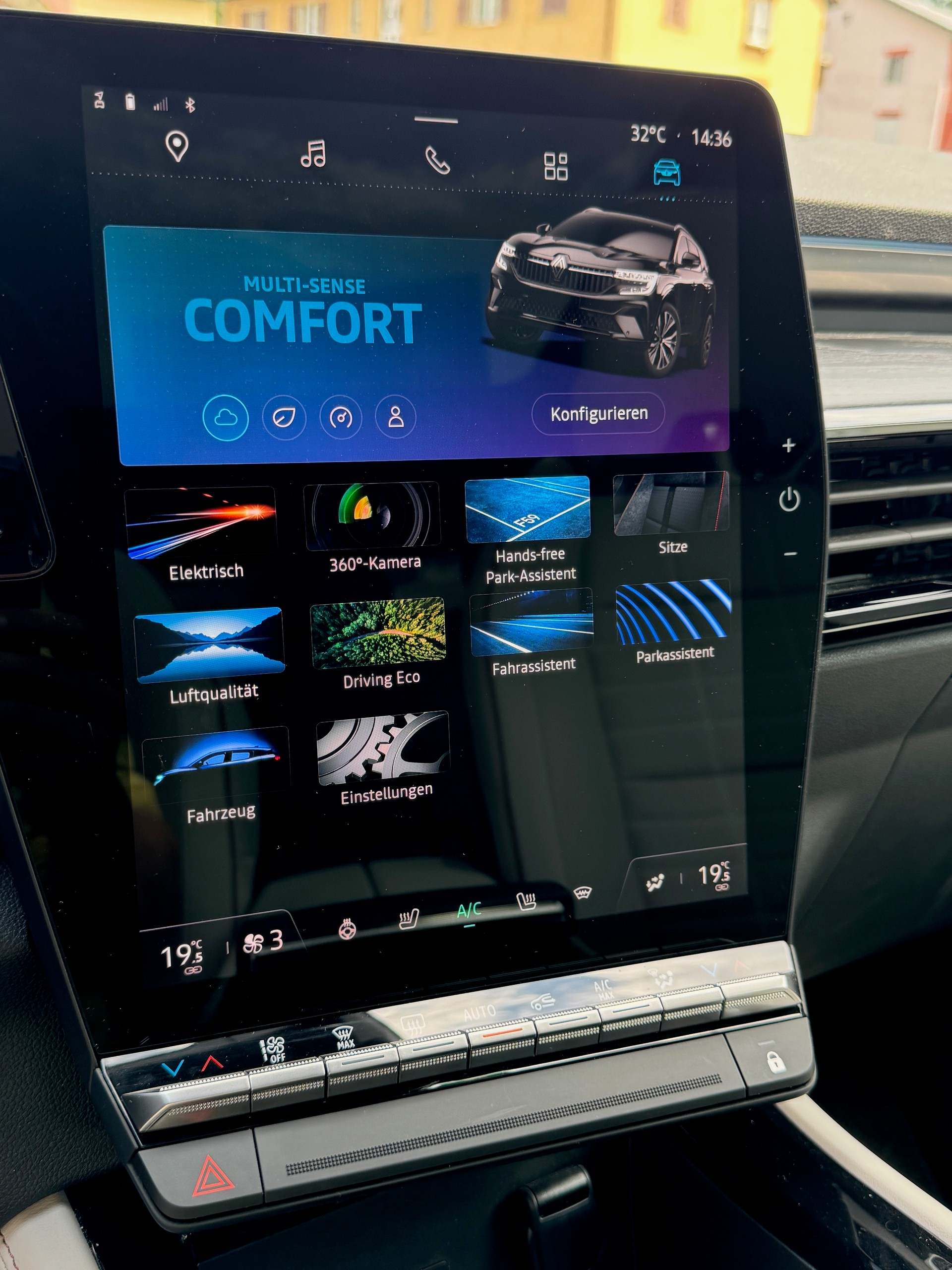 RENAULT Espace 1.2 E-Tech 200 Iconic-image-11