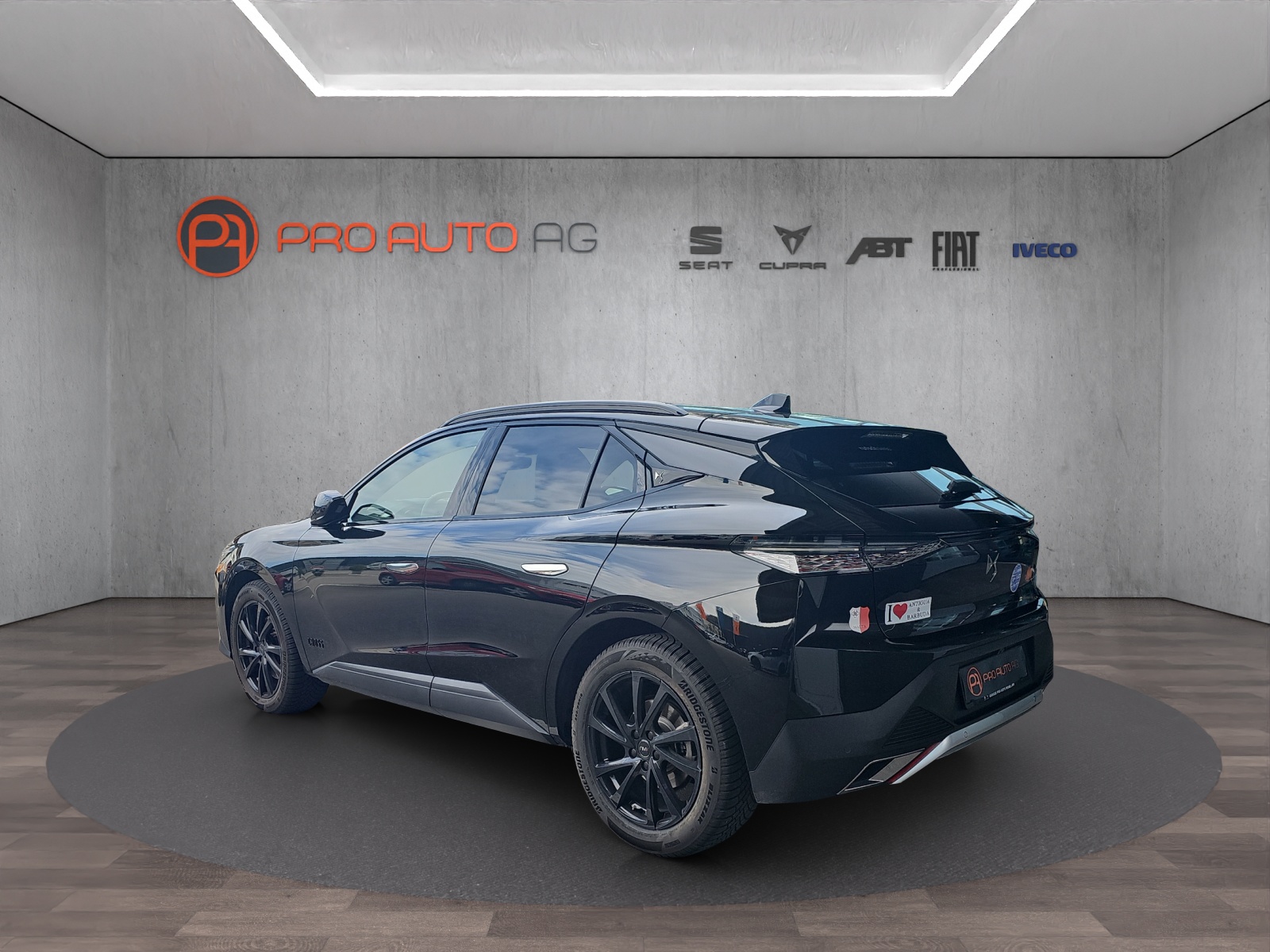 DS AUTOMOBILES DS 4 1.6 Pure Tech Cross Rivoli EAT8-showroom-element-2