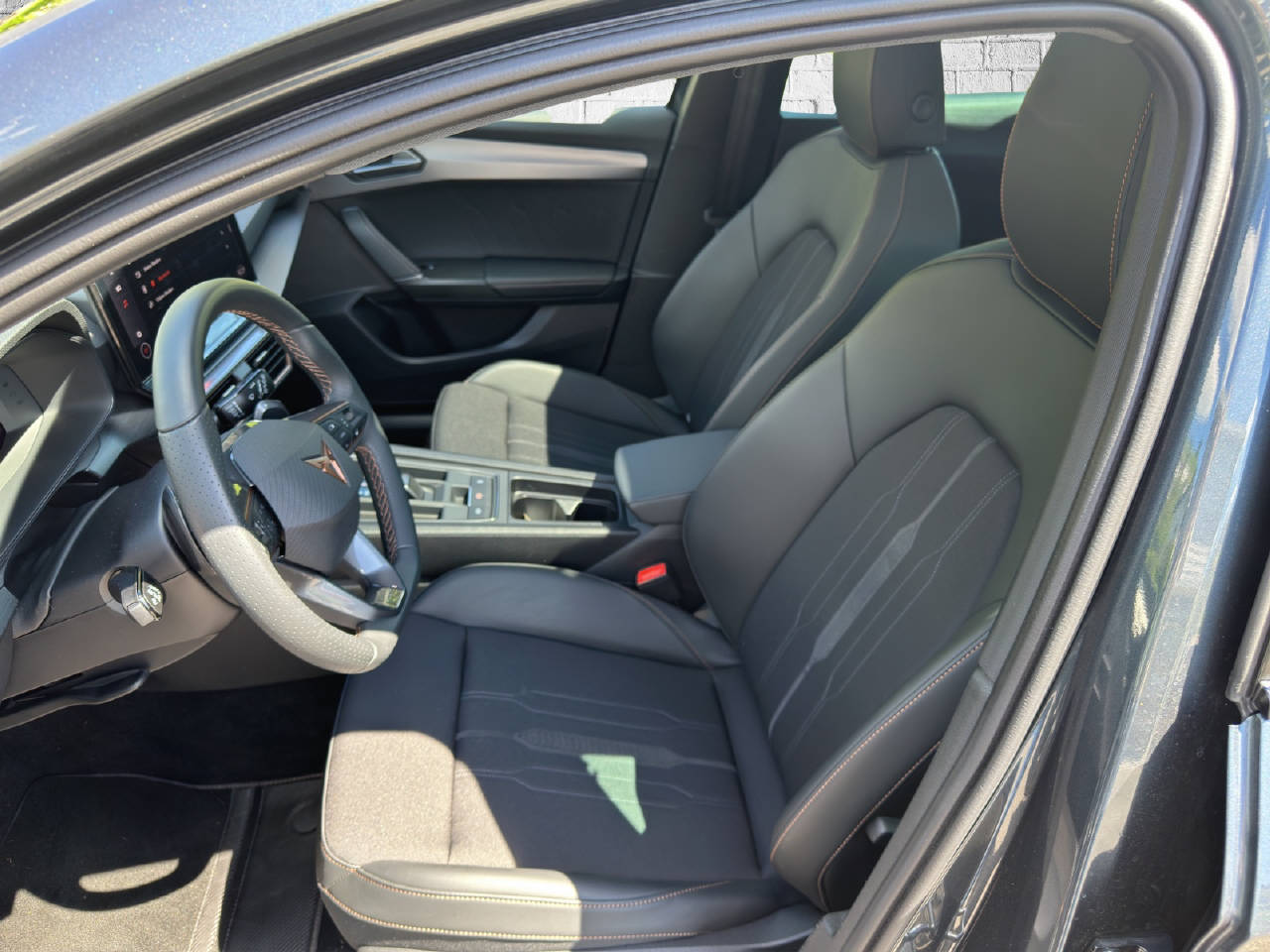 CUPRA Leon ST 2.0 TSI DSG-image-7