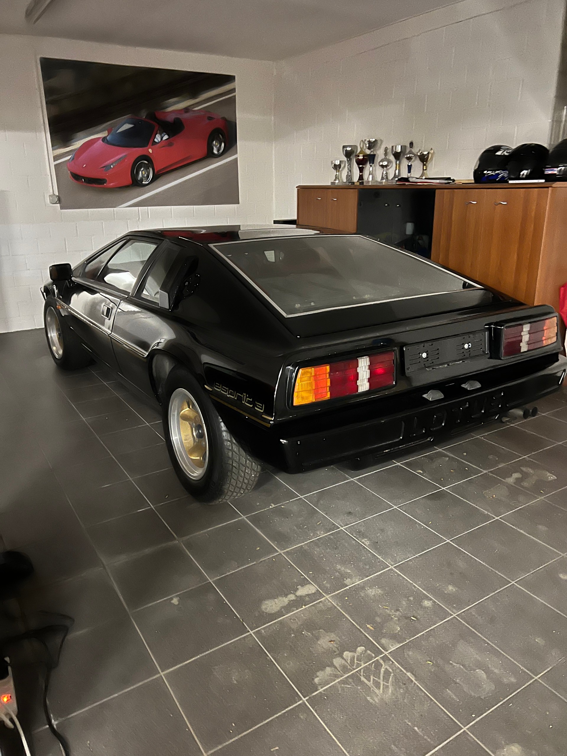LOTUS Esprit S3 John Player Design-image-3