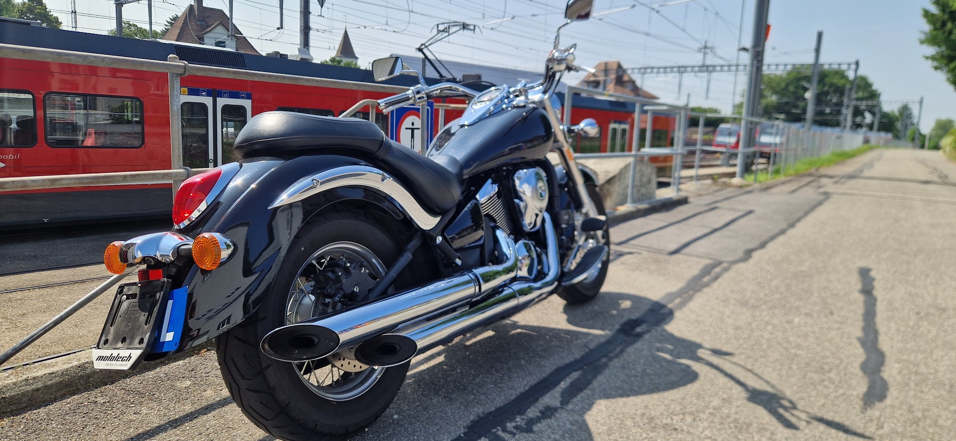 KAWASAKI VN 900 Classic-image-2
