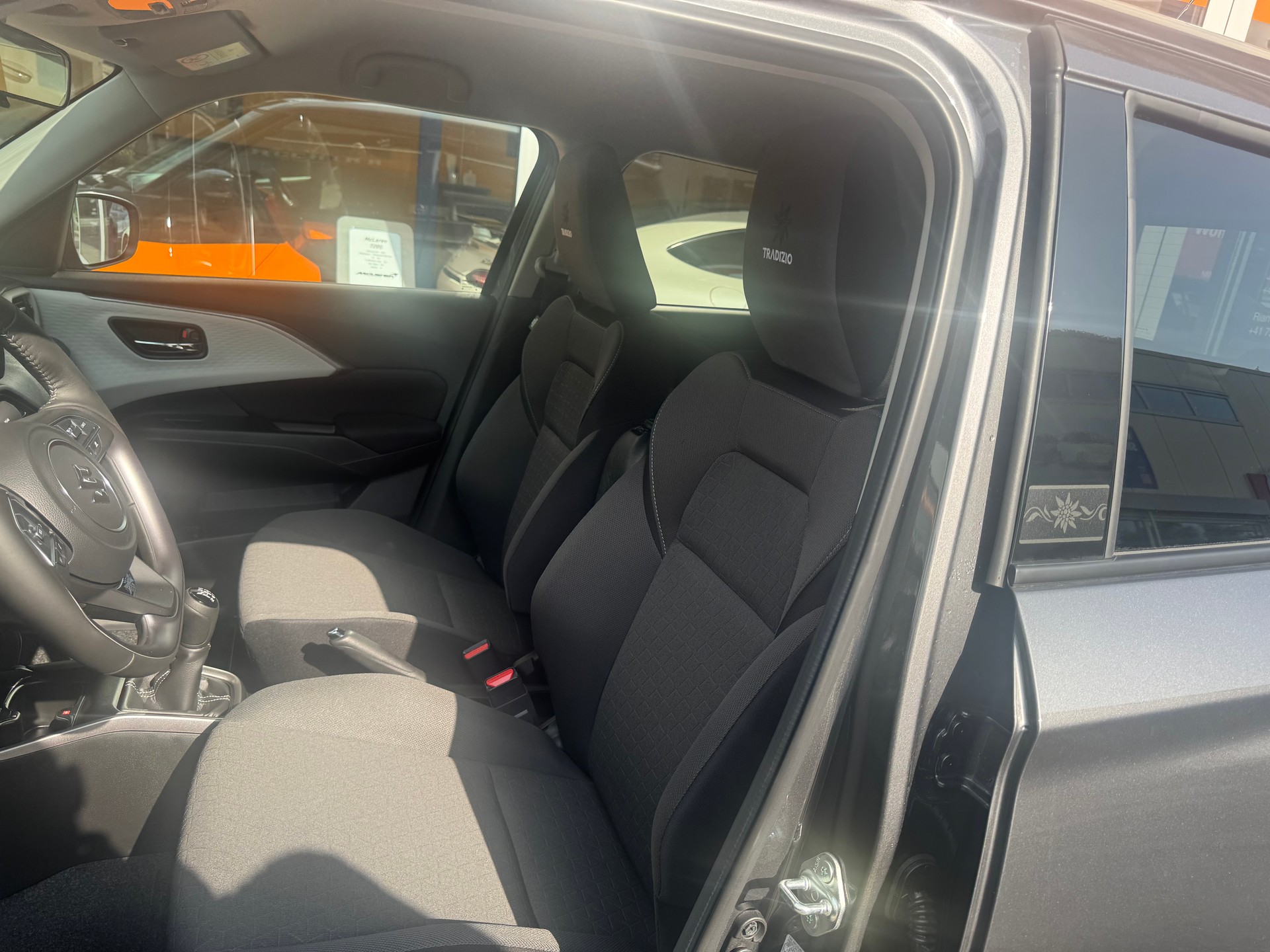 SUZUKI Swift 1.2 Tradizio Top Hybrid 4x4-image-12