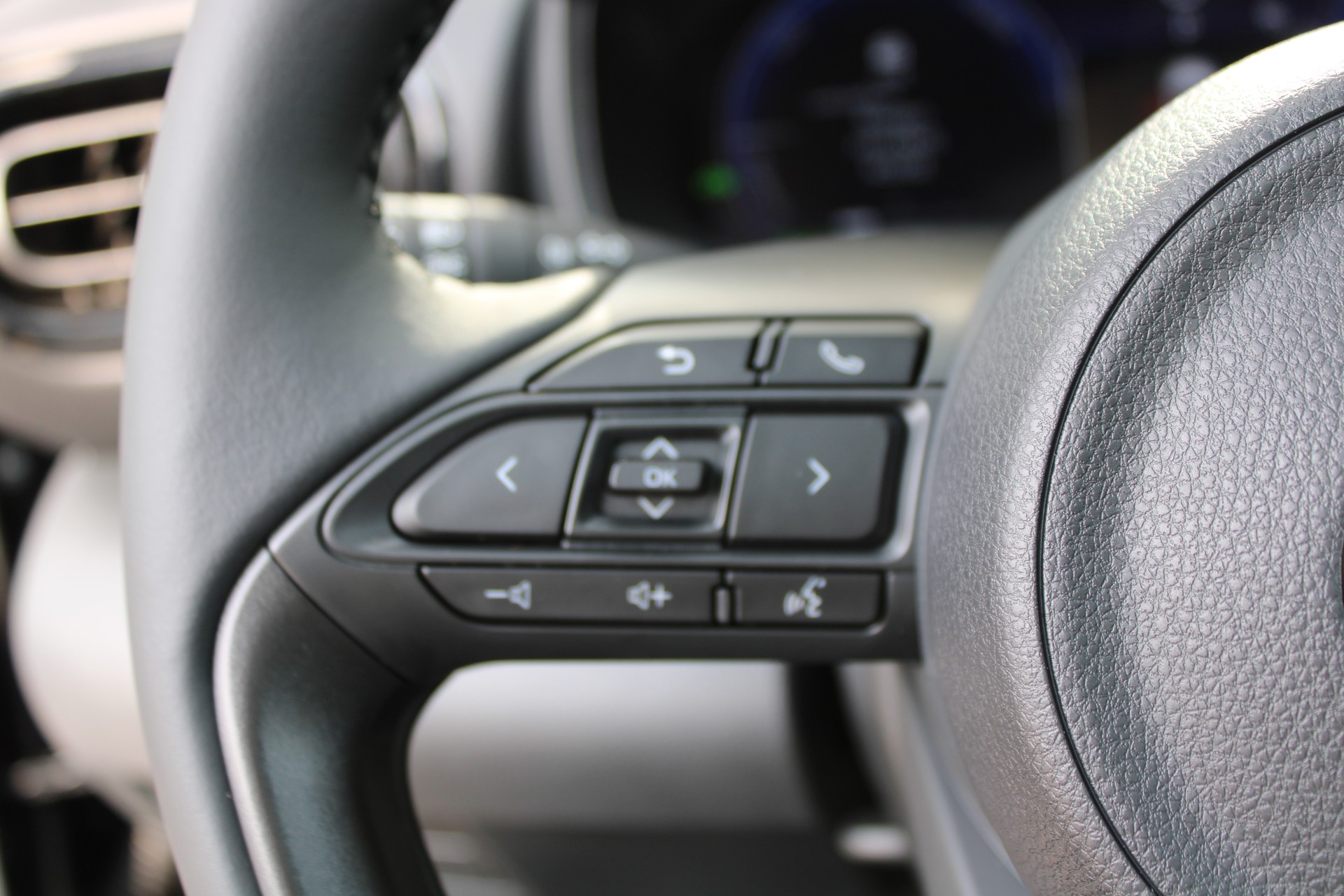 MAZDA 2 Hybrid Homura Plus-image-22